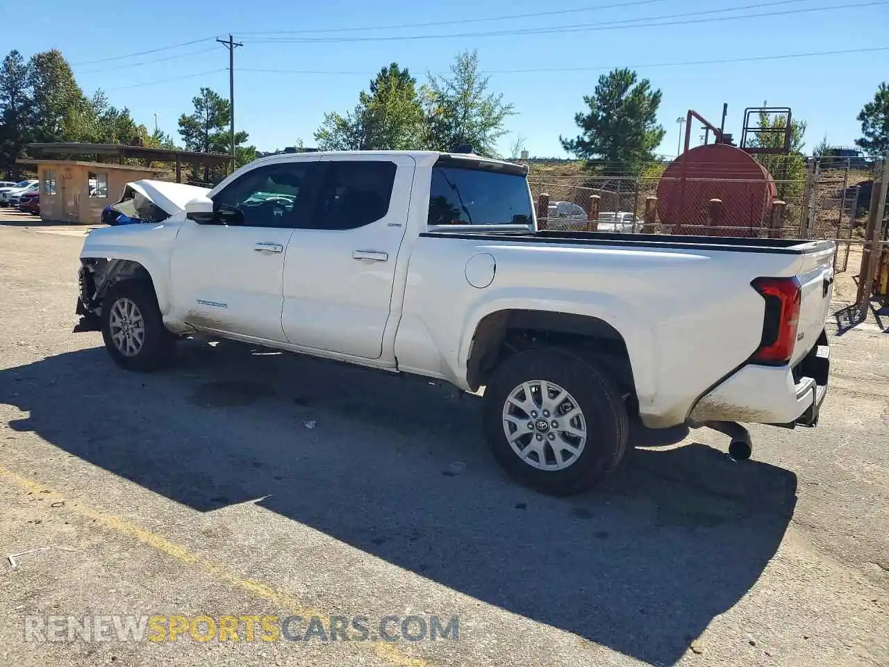 2 Photograph of a damaged car 3TMKB5FN0TM063975 TOYOTA TACOMA 2026
