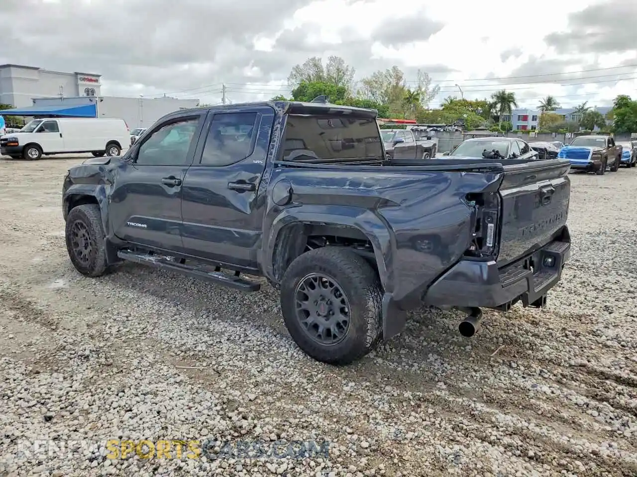 2 Фотография поврежденного автомобиля 3TMKB5FN2TM059880 TOYOTA TACOMA 2026