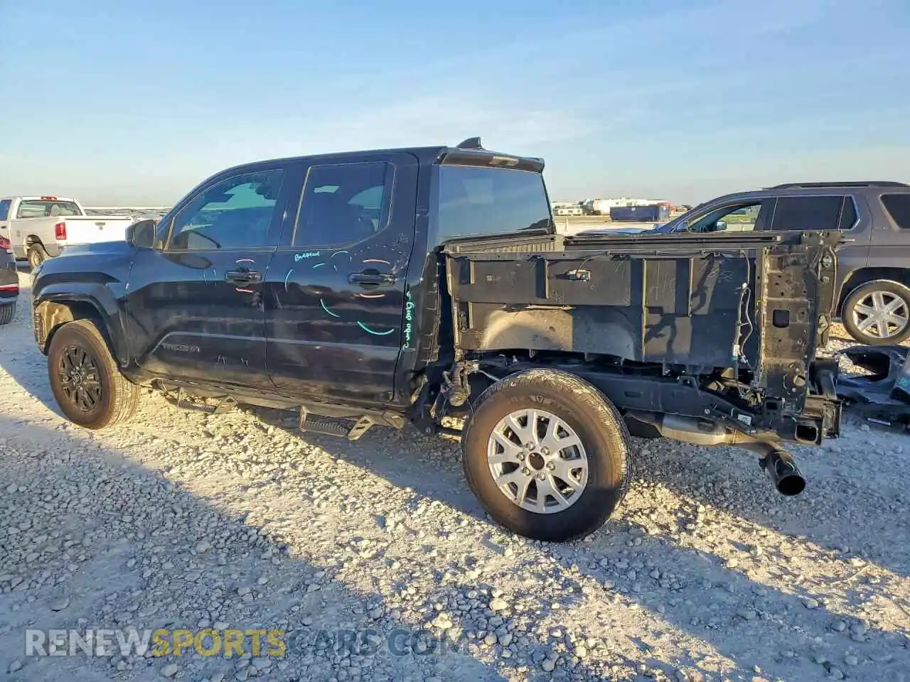 2 Фотография поврежденного автомобиля 3TMKB5FN3TM055269 TOYOTA TACOMA 2026