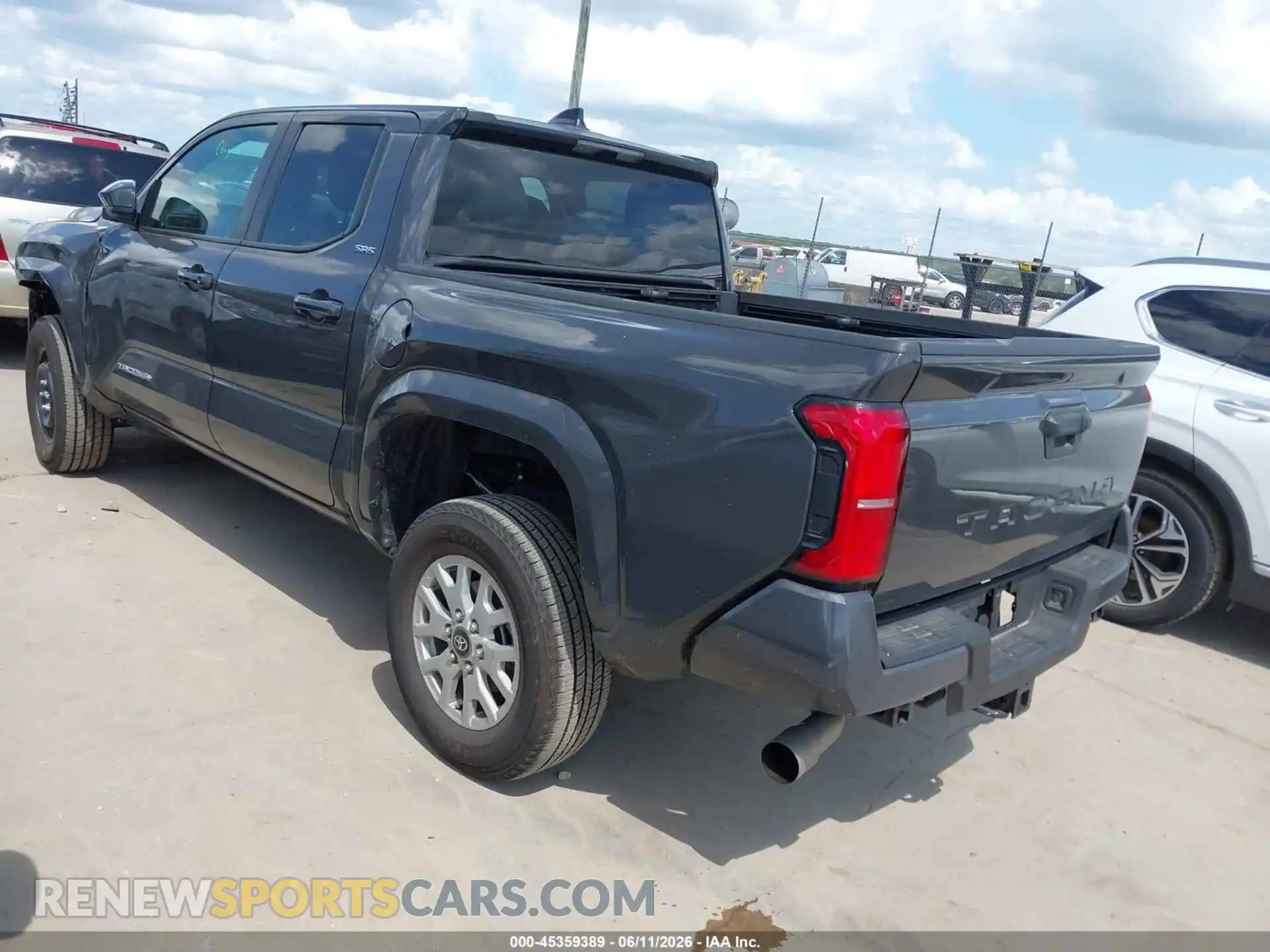 3 Фотография поврежденного автомобиля 3TMKB5FN3TM058026 TOYOTA TACOMA 2026