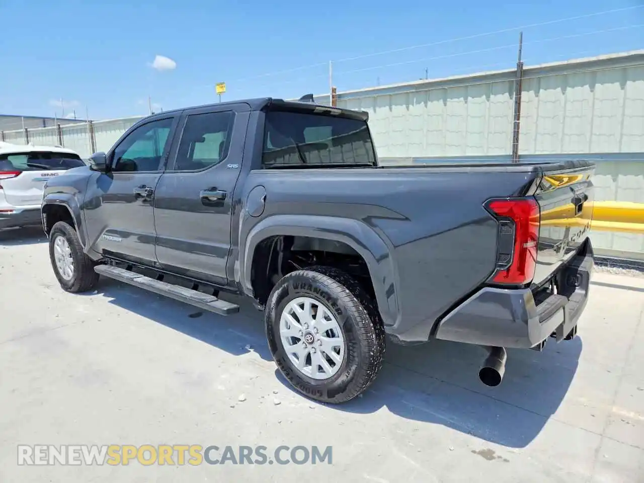 2 Photograph of a damaged car 3TMKB5FN6TM077038 TOYOTA TACOMA 2026