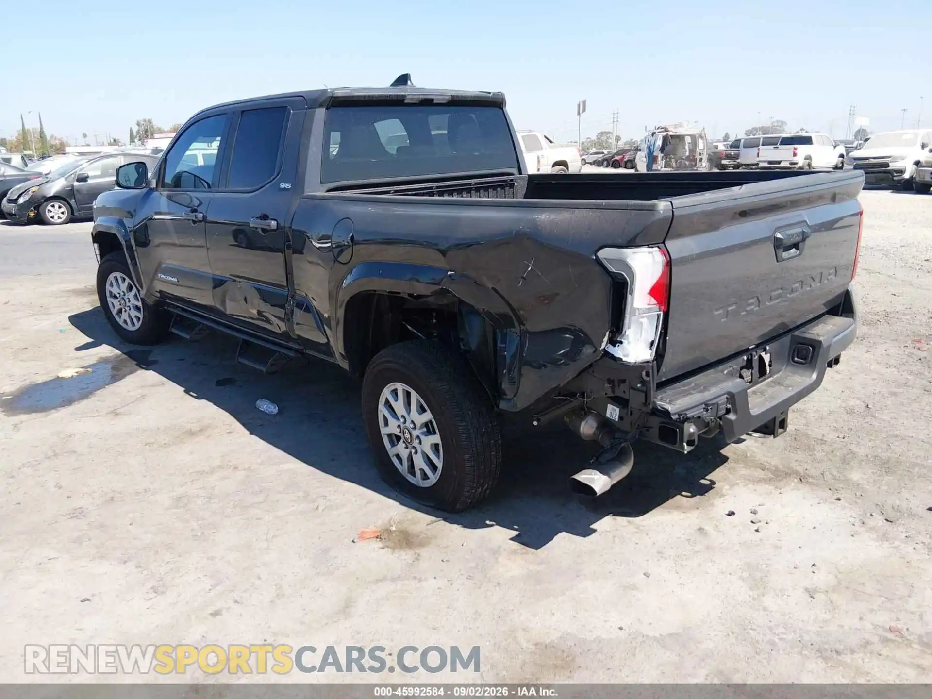 3 fotografías del automóvil dañado 3TMKB5FN8TM055767 TOYOTA TACOMA 2026
