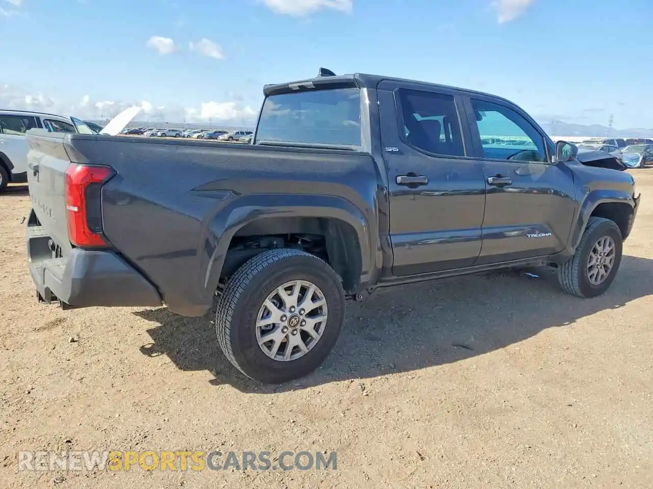 3 Фотография поврежденного автомобиля 3TMKB5FN8TM055770 TOYOTA TACOMA 2026