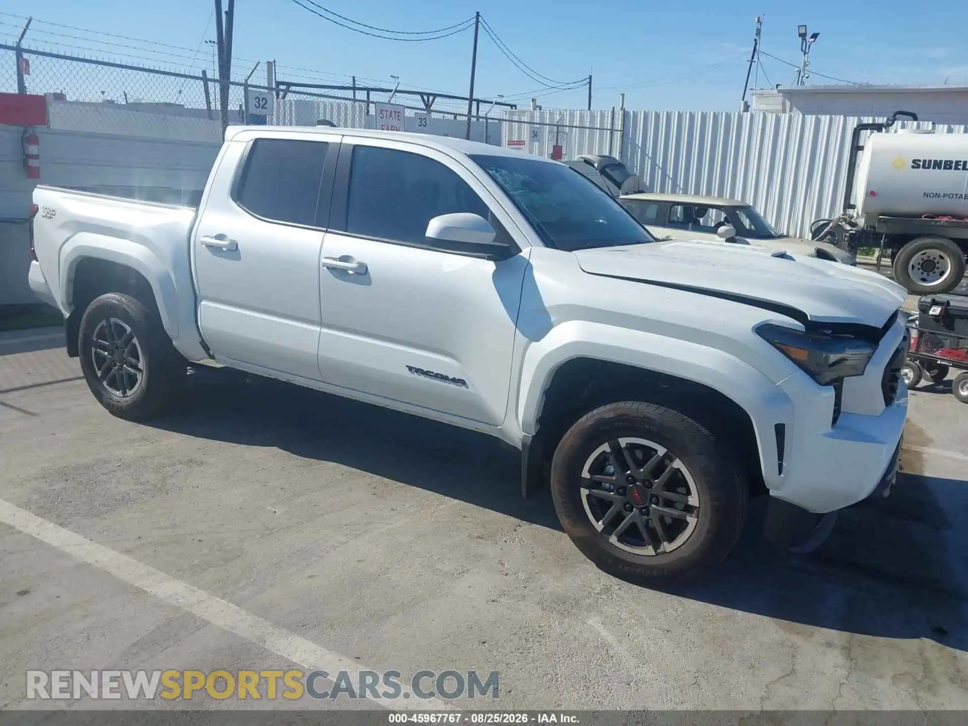 1 fotografías del automóvil dañado 3TYKB5FN2TT036586 TOYOTA TACOMA 2026