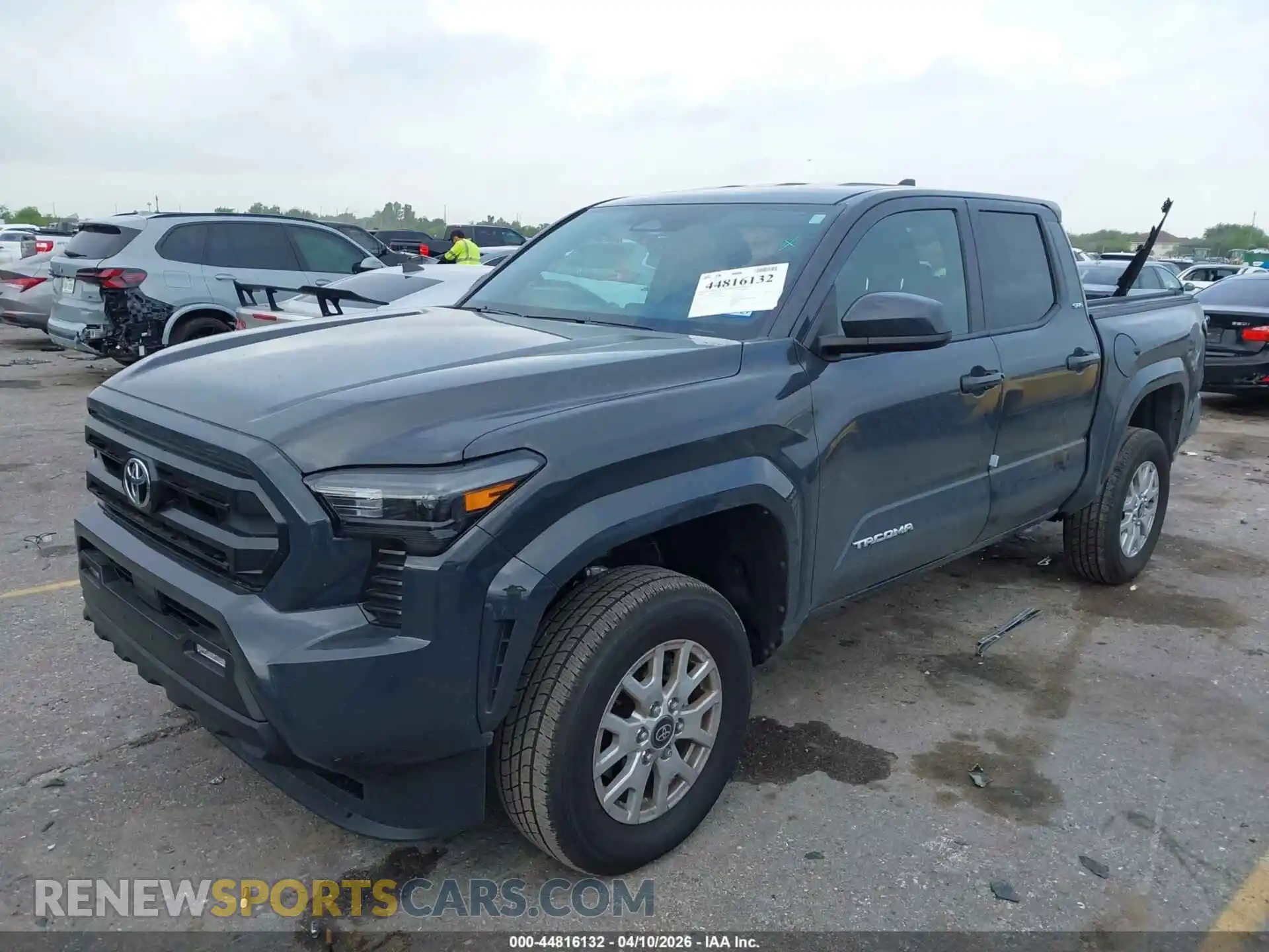 2 Photograph of a damaged car 3TYKB5FN5TT033004 TOYOTA TACOMA 2026