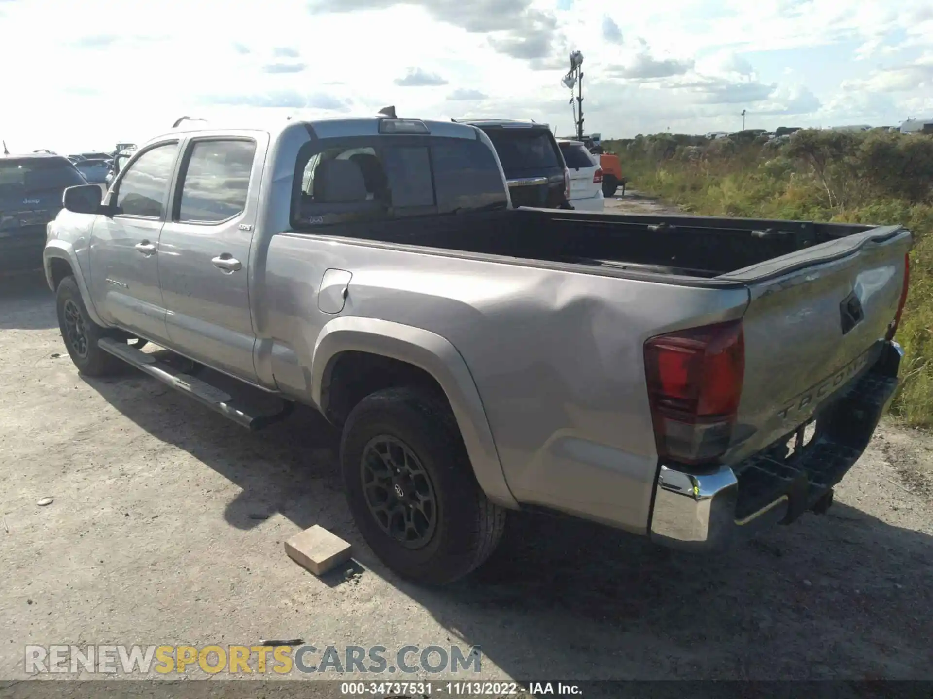 3 fotografías del automóvil dañado 3TMBZ5DN0KM021528 TOYOTA TACOMA 2WD 2019
