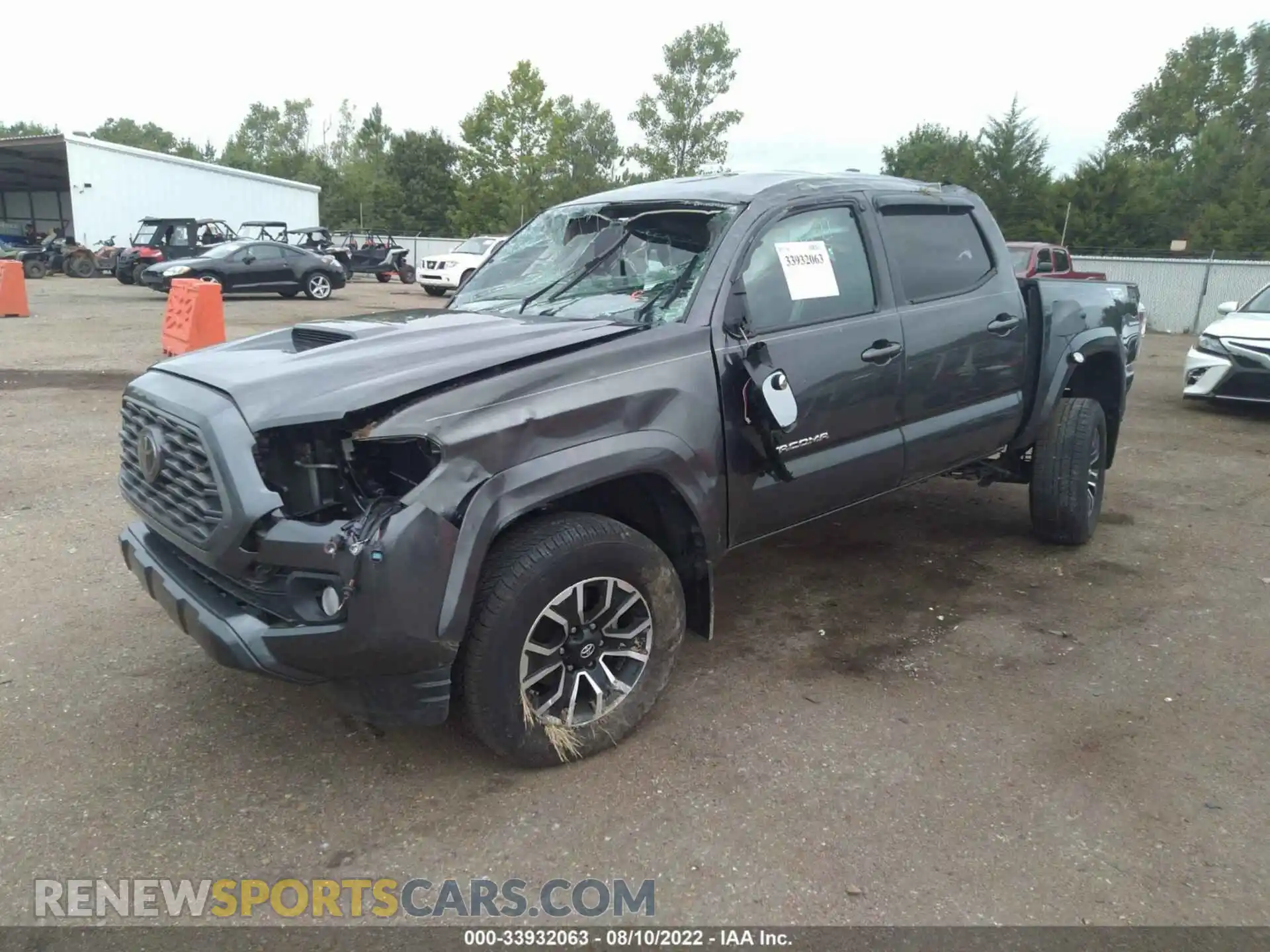 2 fotografías del automóvil dañado 3TMCZ5AN1MM397165 TOYOTA TACOMA 4WD 2021