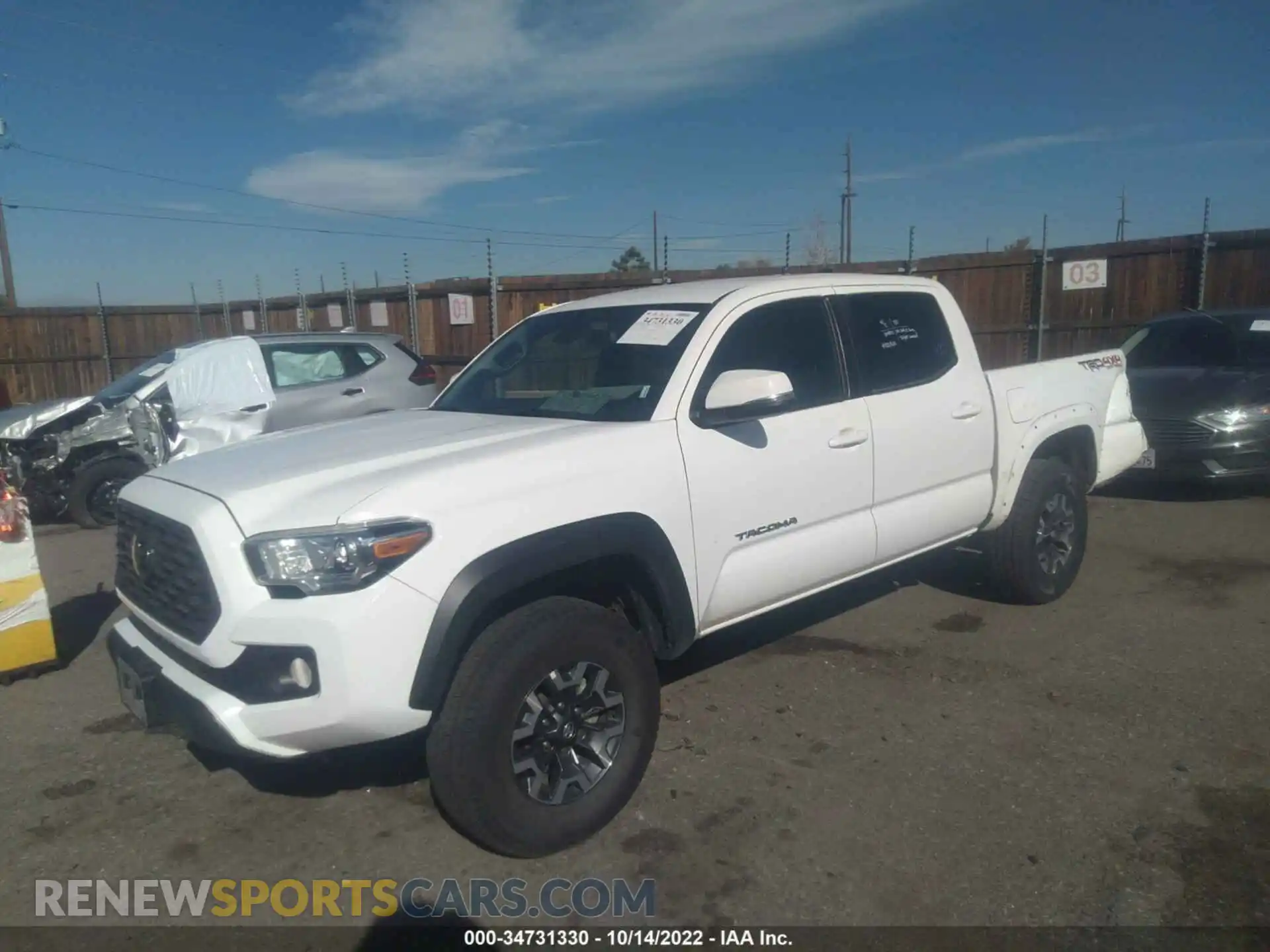 2 fotografías del automóvil dañado 3TMCZ5AN2MM427158 TOYOTA TACOMA 4WD 2021