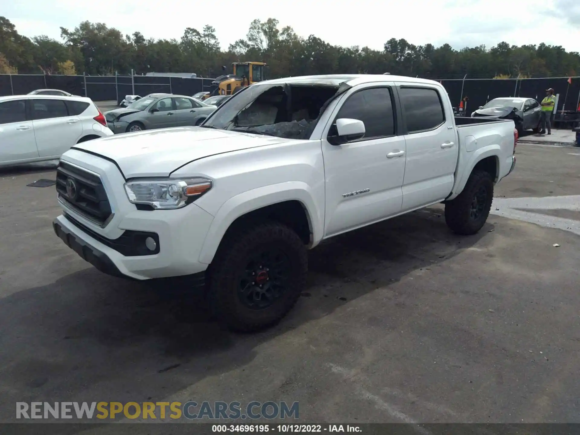 2 fotografías del automóvil dañado 3TMCZ5AN7MM416267 TOYOTA TACOMA 4WD 2021