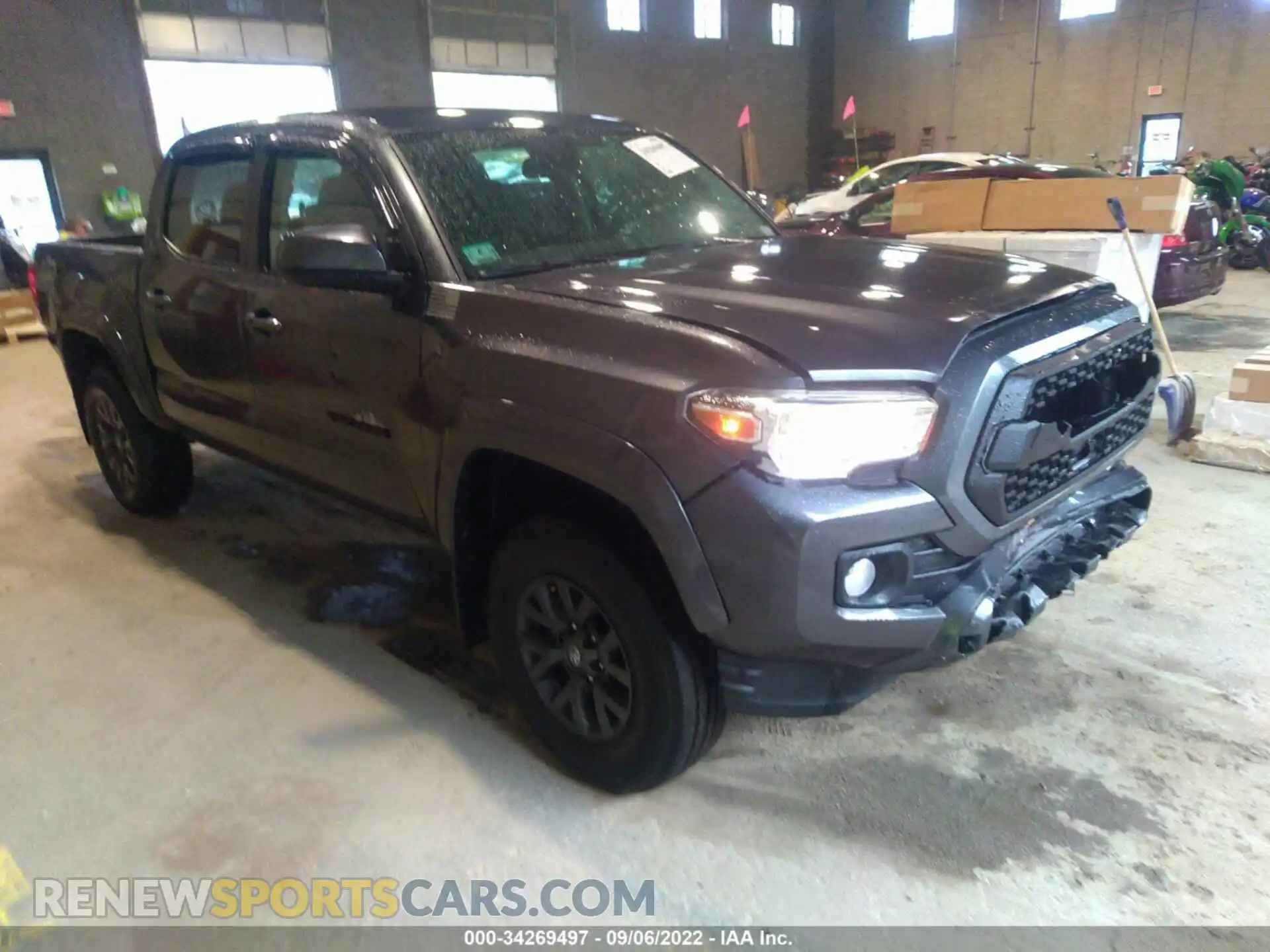 1 Фотография поврежденного автомобиля 3TMCZ5AN7MM422232 TOYOTA TACOMA 4WD 2021