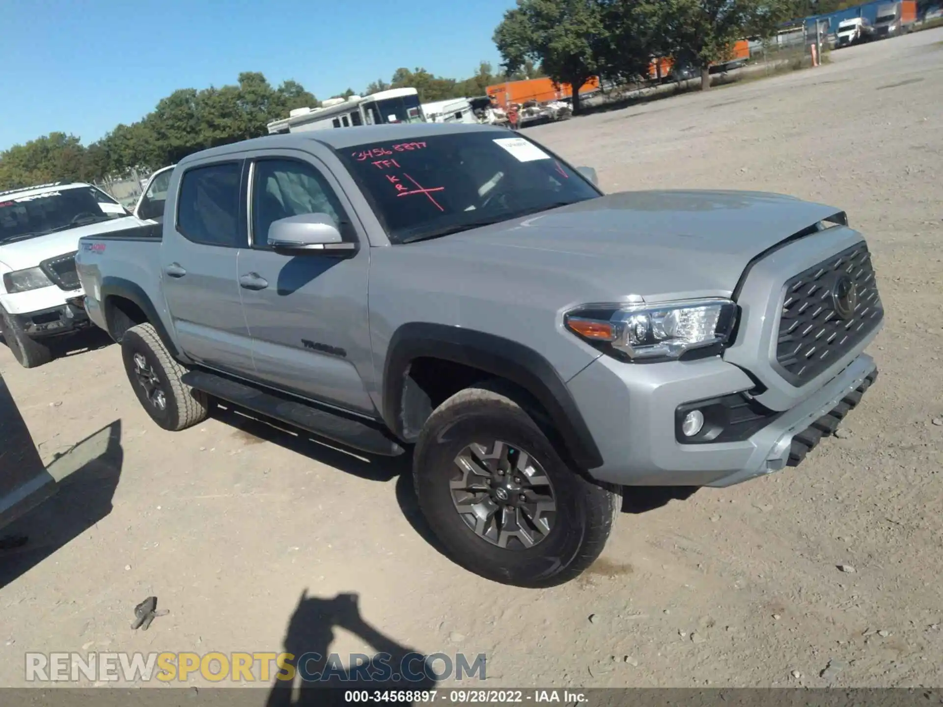 1 Фотография поврежденного автомобиля 3TMCZ5AN8MM404015 TOYOTA TACOMA 4WD 2021