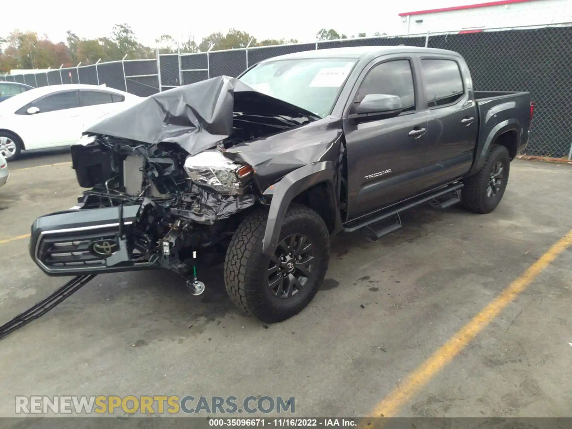 2 fotografías del automóvil dañado 3TMCZ5ANXMM416263 TOYOTA TACOMA 4WD 2021