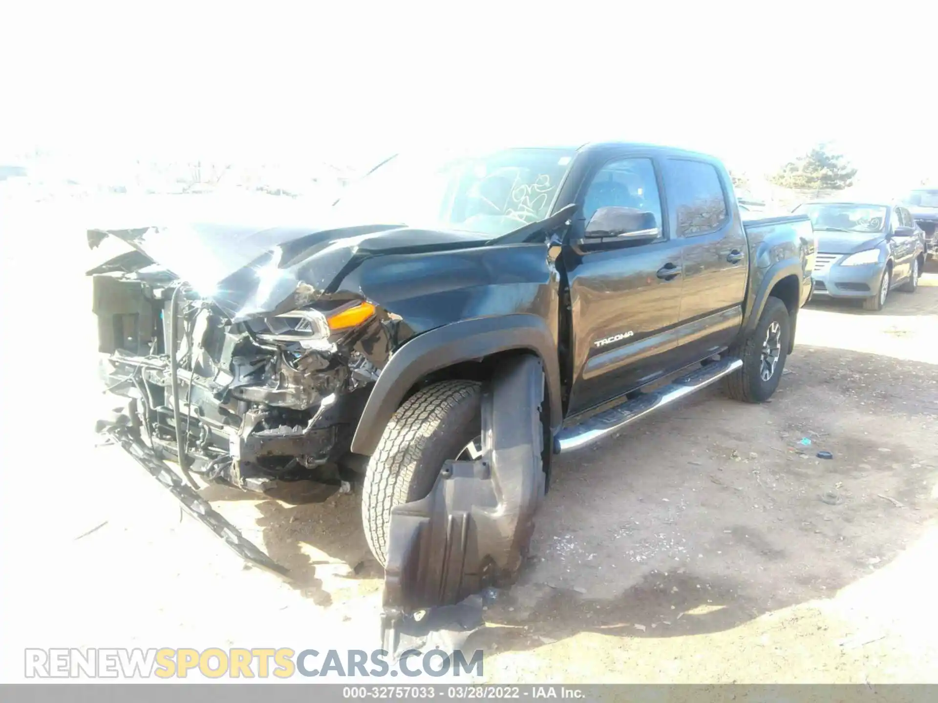 2 fotografías del automóvil dañado 3TMCZ5ANXMM419177 TOYOTA TACOMA 4WD 2021
