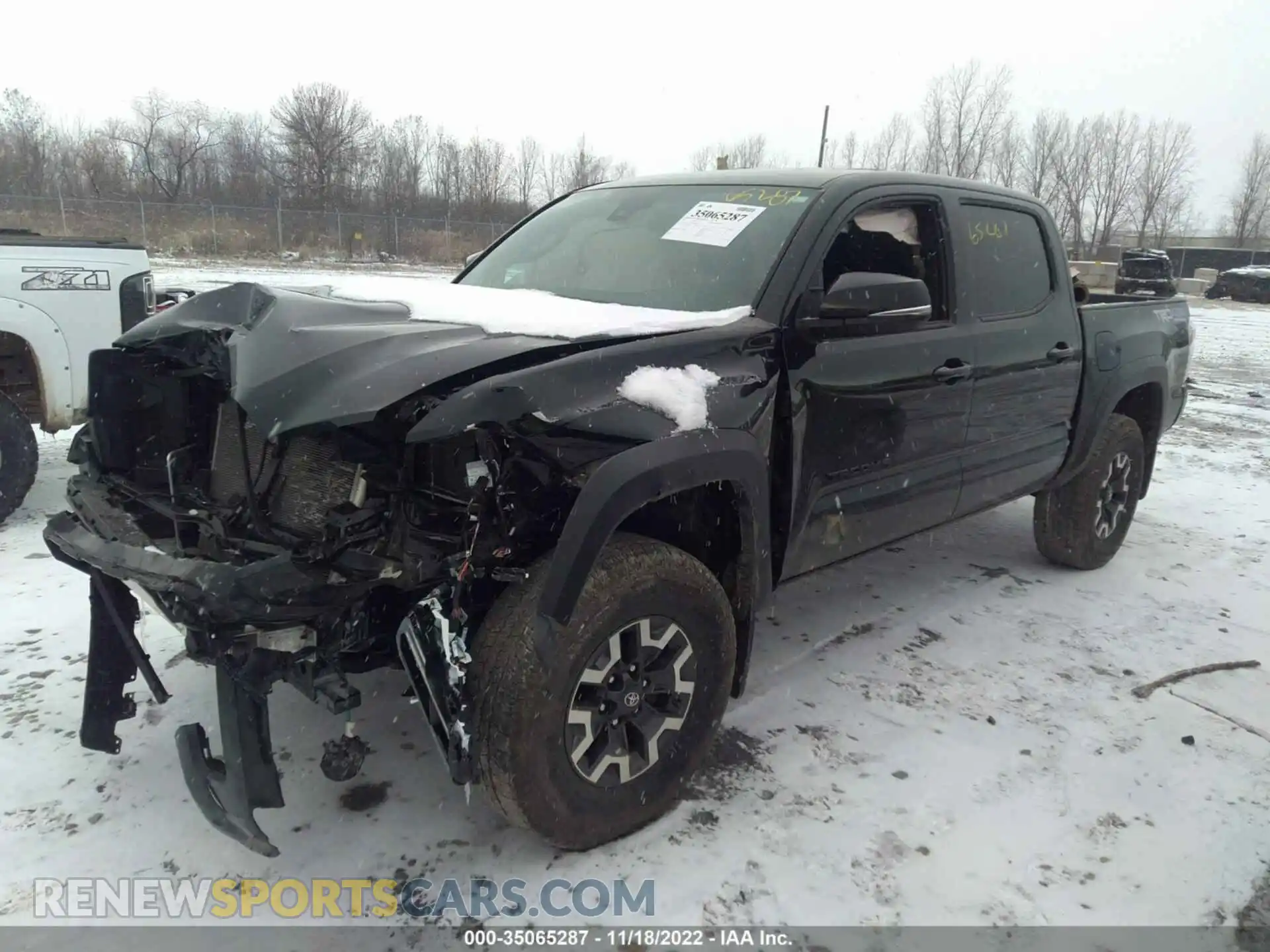 2 fotografías del automóvil dañado 3TMCZ5ANXMM433208 TOYOTA TACOMA 4WD 2021