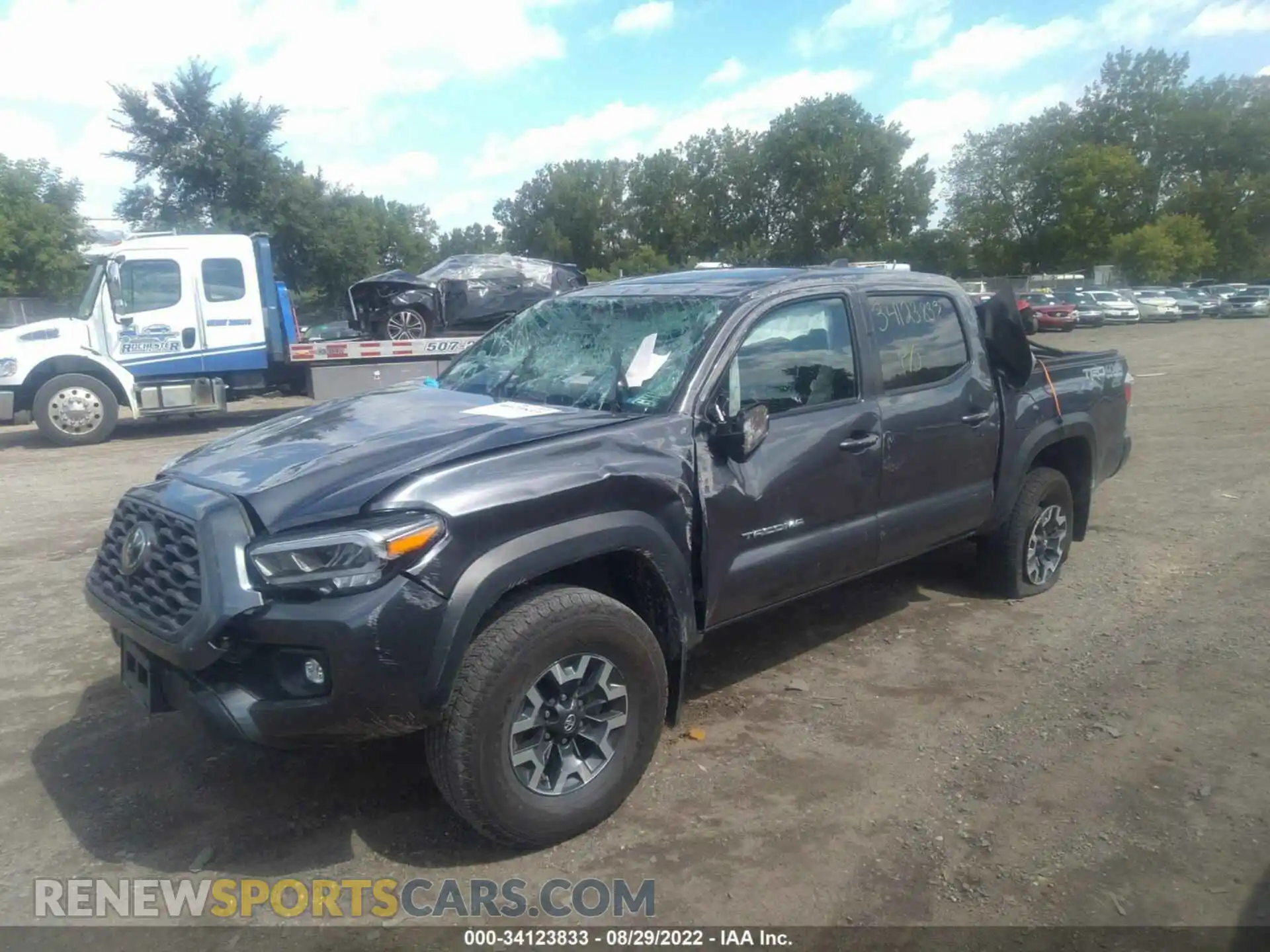 2 fotografías del automóvil dañado 3TYCZ5AN1MT044915 TOYOTA TACOMA 4WD 2021
