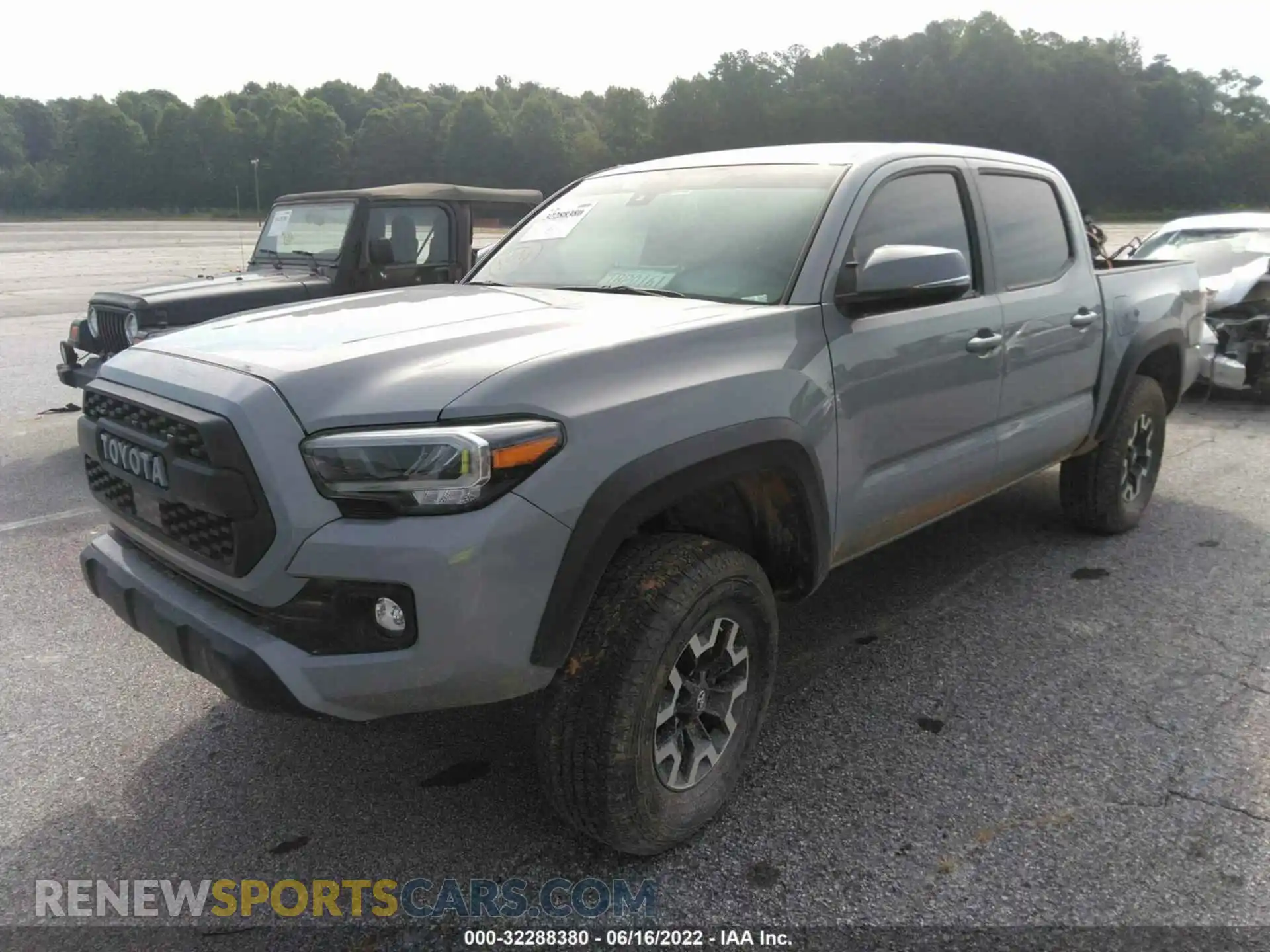 2 Фотография поврежденного автомобиля 3TYCZ5AN3MT015125 TOYOTA TACOMA 4WD 2021