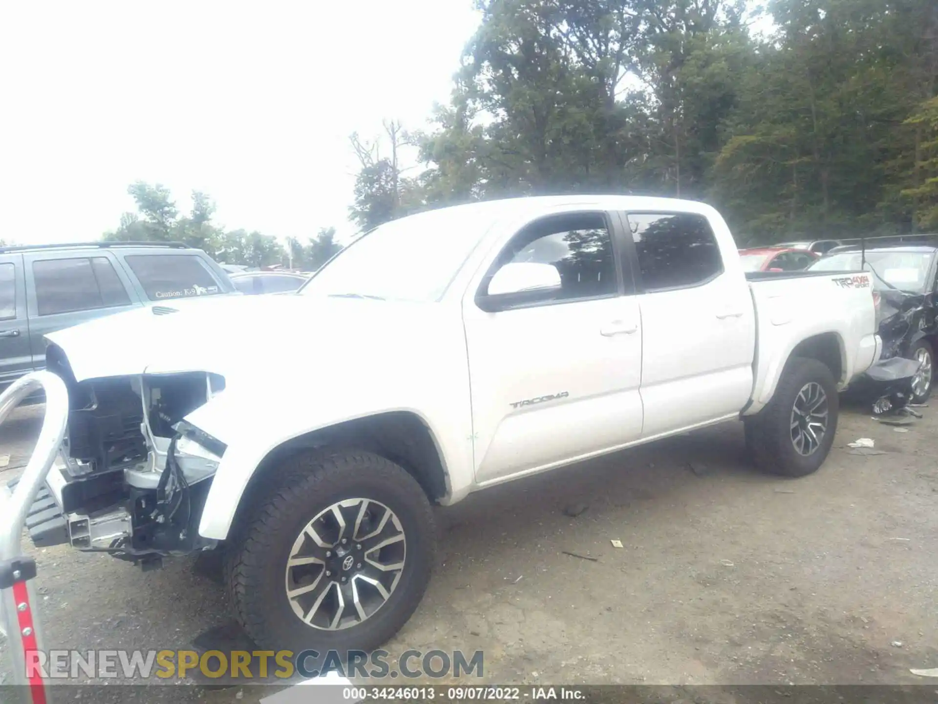 2 Фотография поврежденного автомобиля 3TYCZ5AN6MT008802 TOYOTA TACOMA 4WD 2021
