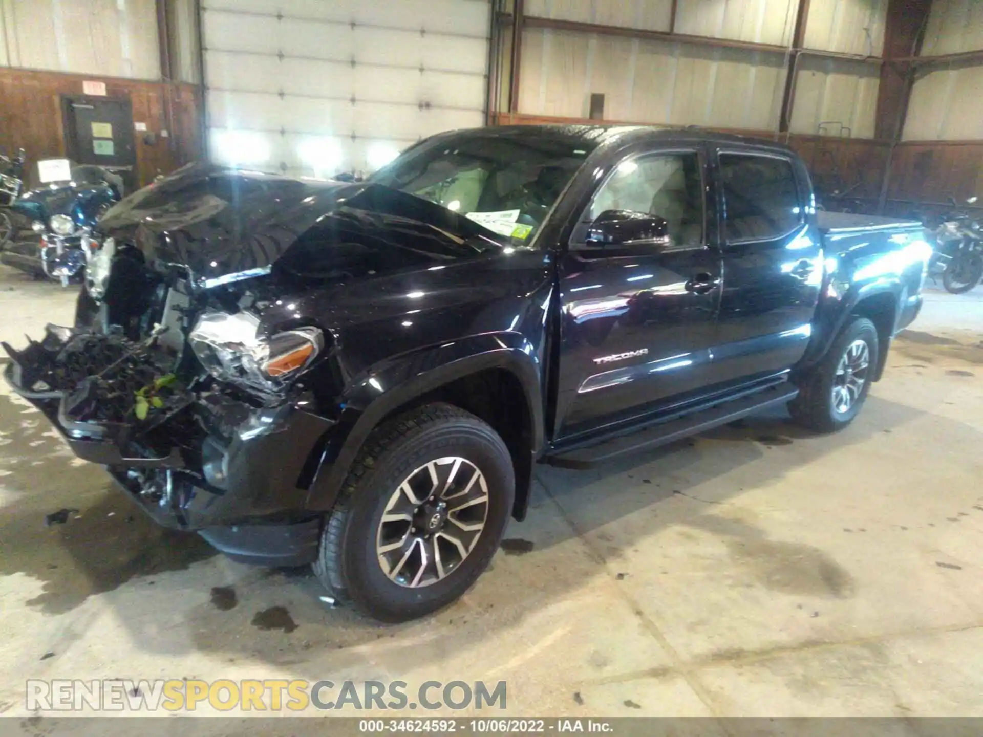 2 Фотография поврежденного автомобиля 3TYCZ5AN6MT027737 TOYOTA TACOMA 4WD 2021