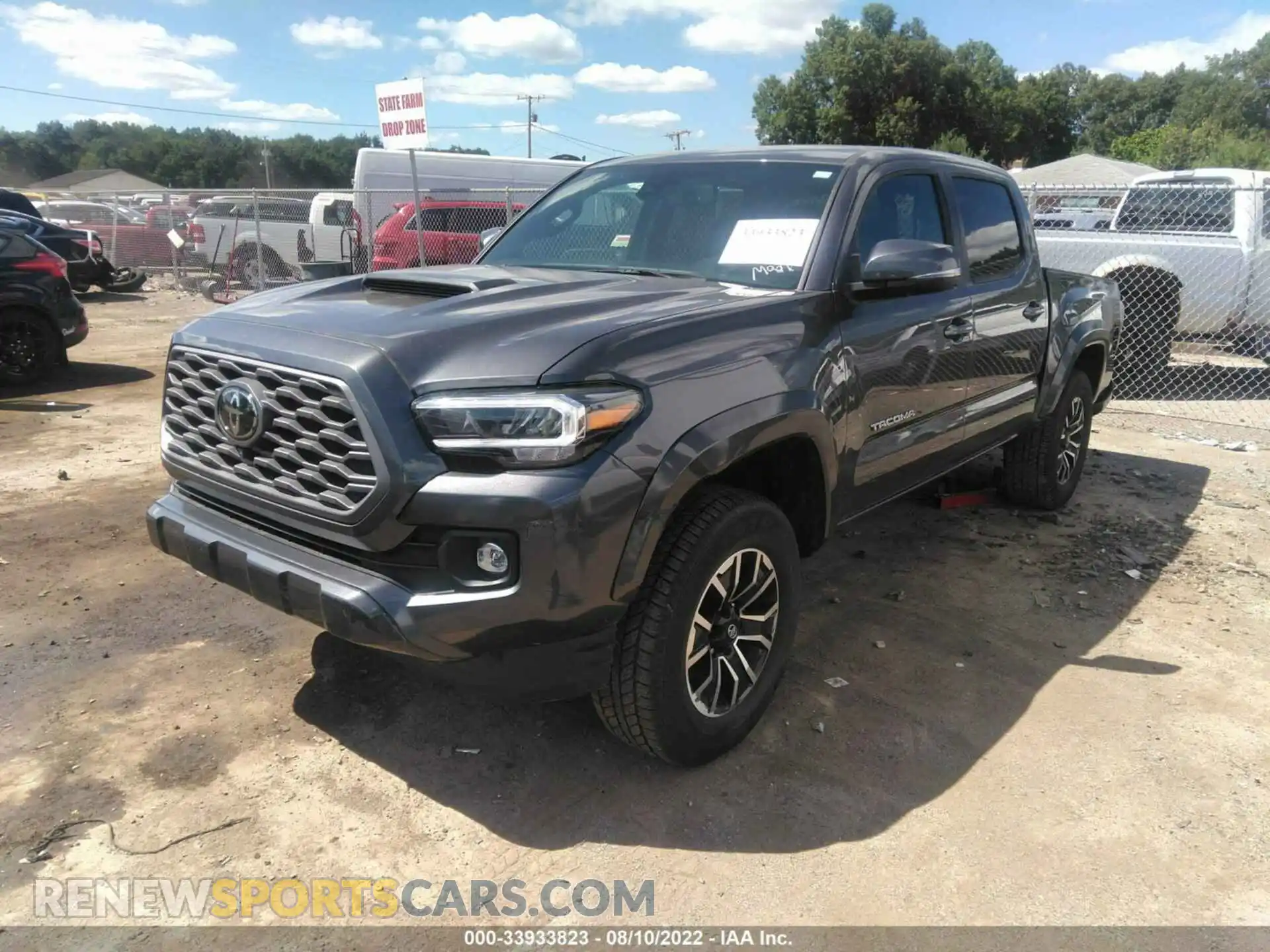 2 Фотография поврежденного автомобиля 3TYCZ5AN6MT040326 TOYOTA TACOMA 4WD 2021