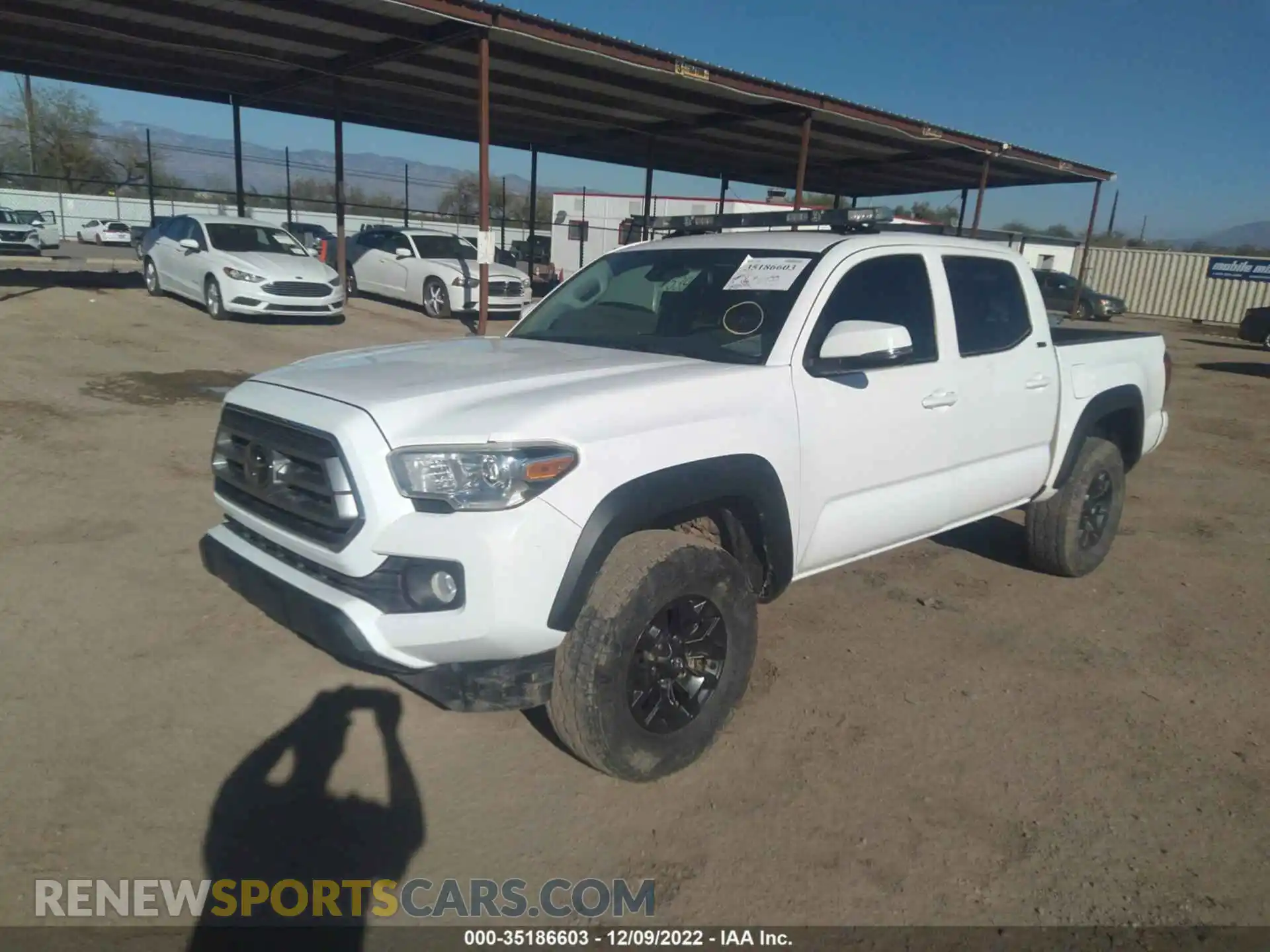 2 Фотография поврежденного автомобиля 5TFCZ5AN1MX264173 TOYOTA TACOMA 4WD 2021