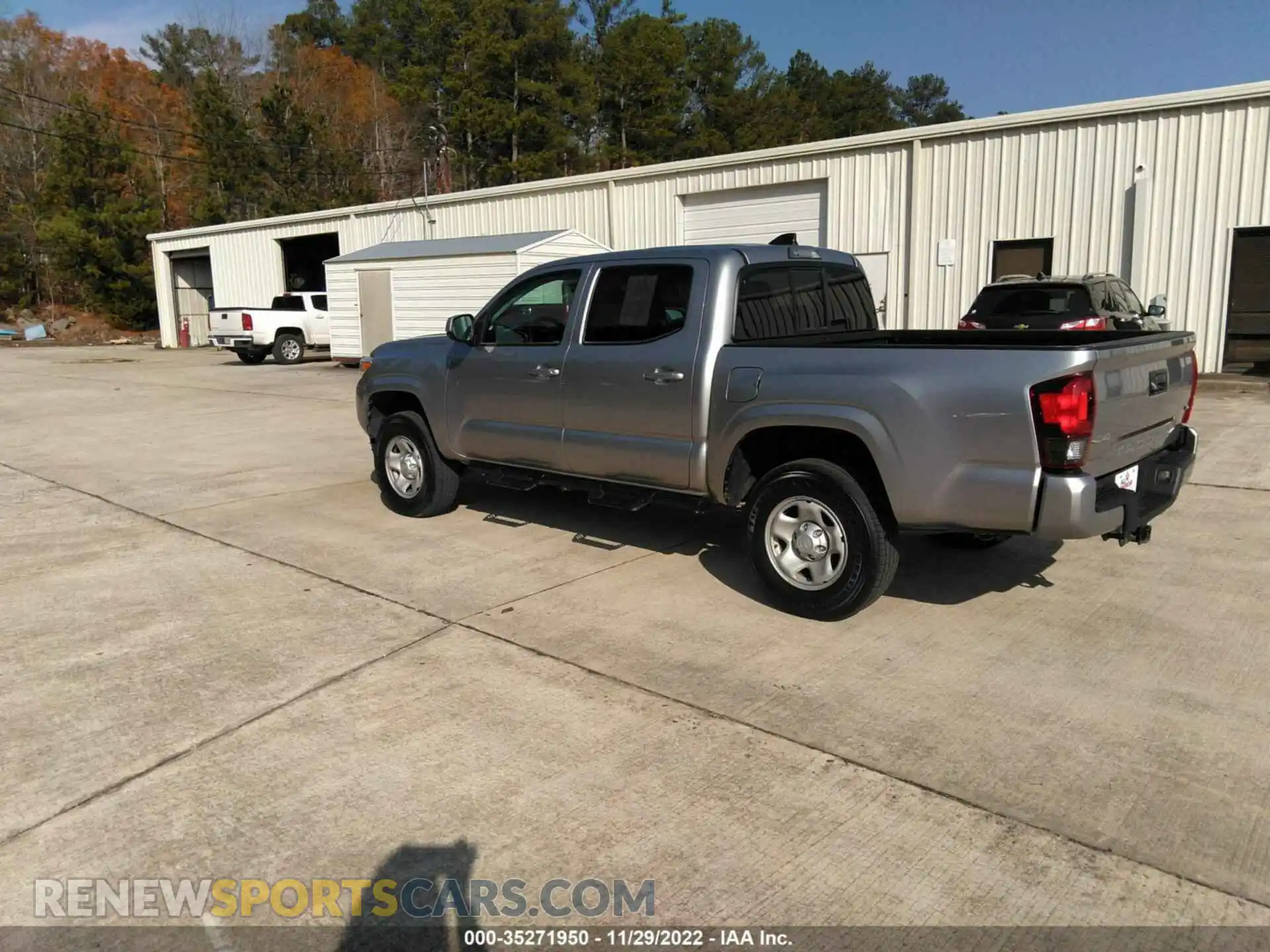 3 Фотография поврежденного автомобиля 5TFCZ5AN3MX259556 TOYOTA TACOMA 4WD 2021