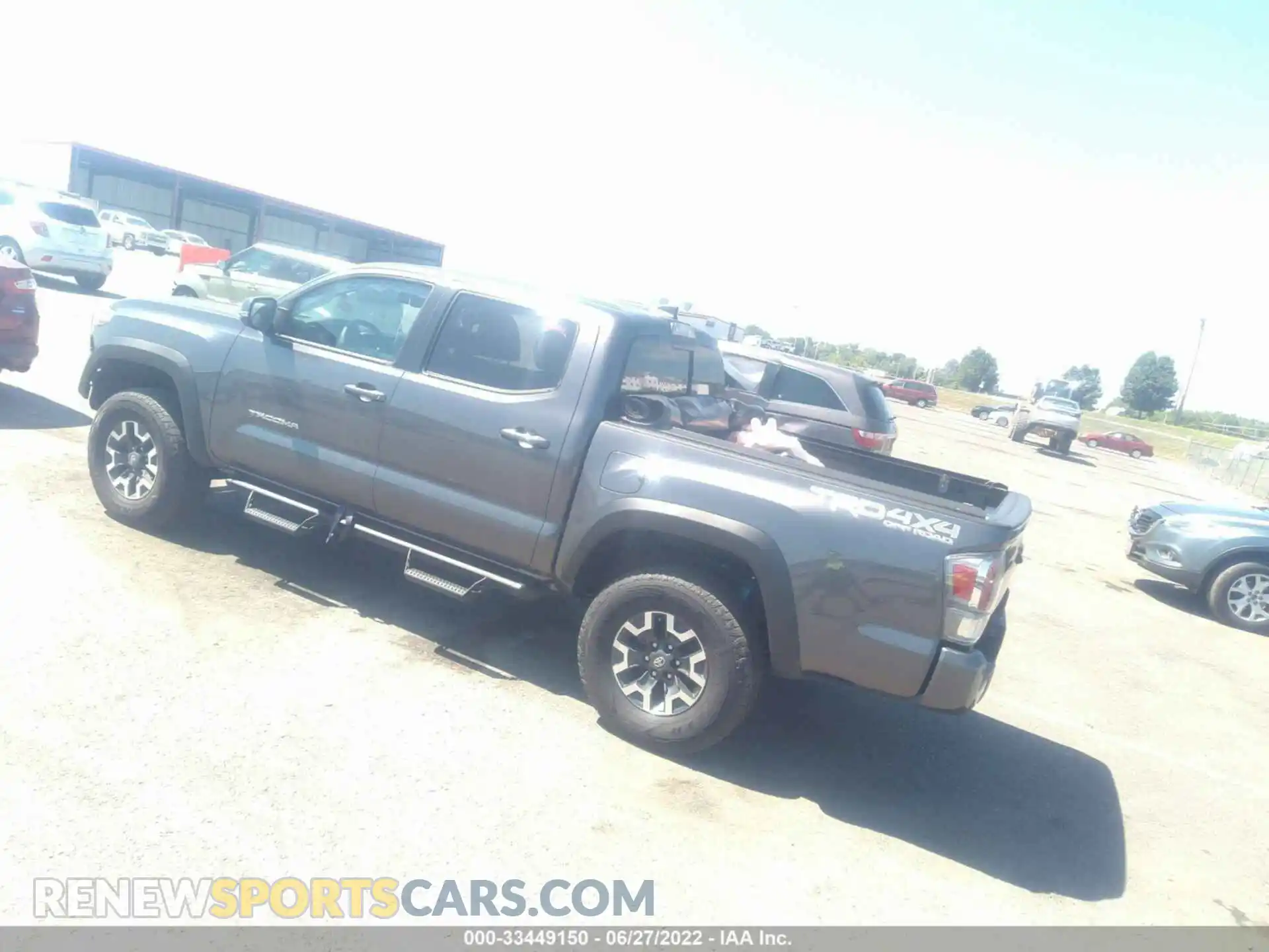 3 Фотография поврежденного автомобиля 5TFCZ5AN3MX262912 TOYOTA TACOMA 4WD 2021