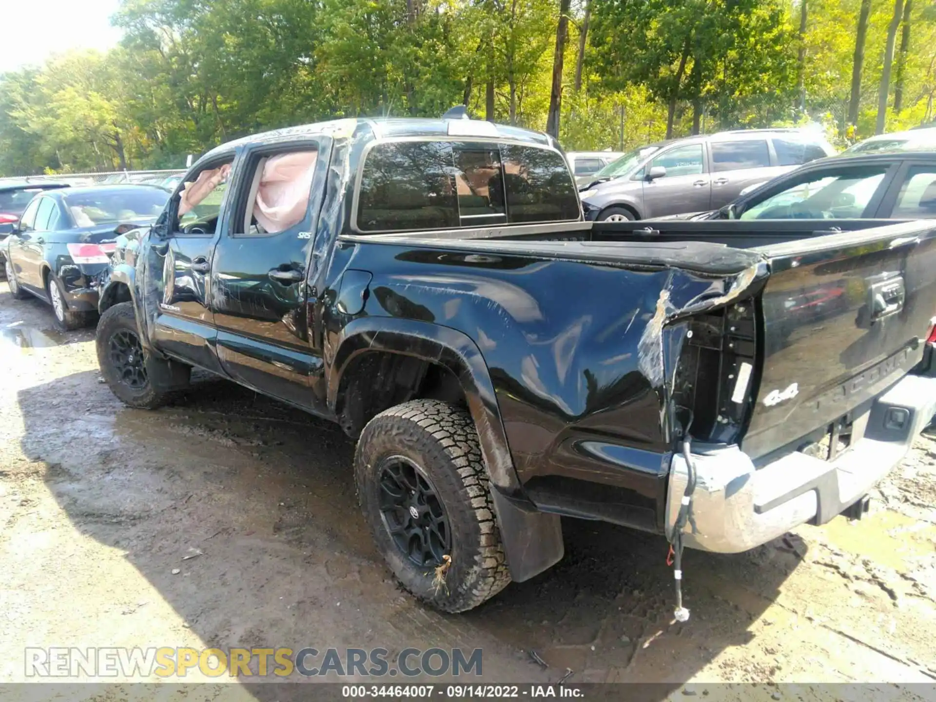 3 fotografías del automóvil dañado 5TFCZ5AN5MX263611 TOYOTA TACOMA 4WD 2021