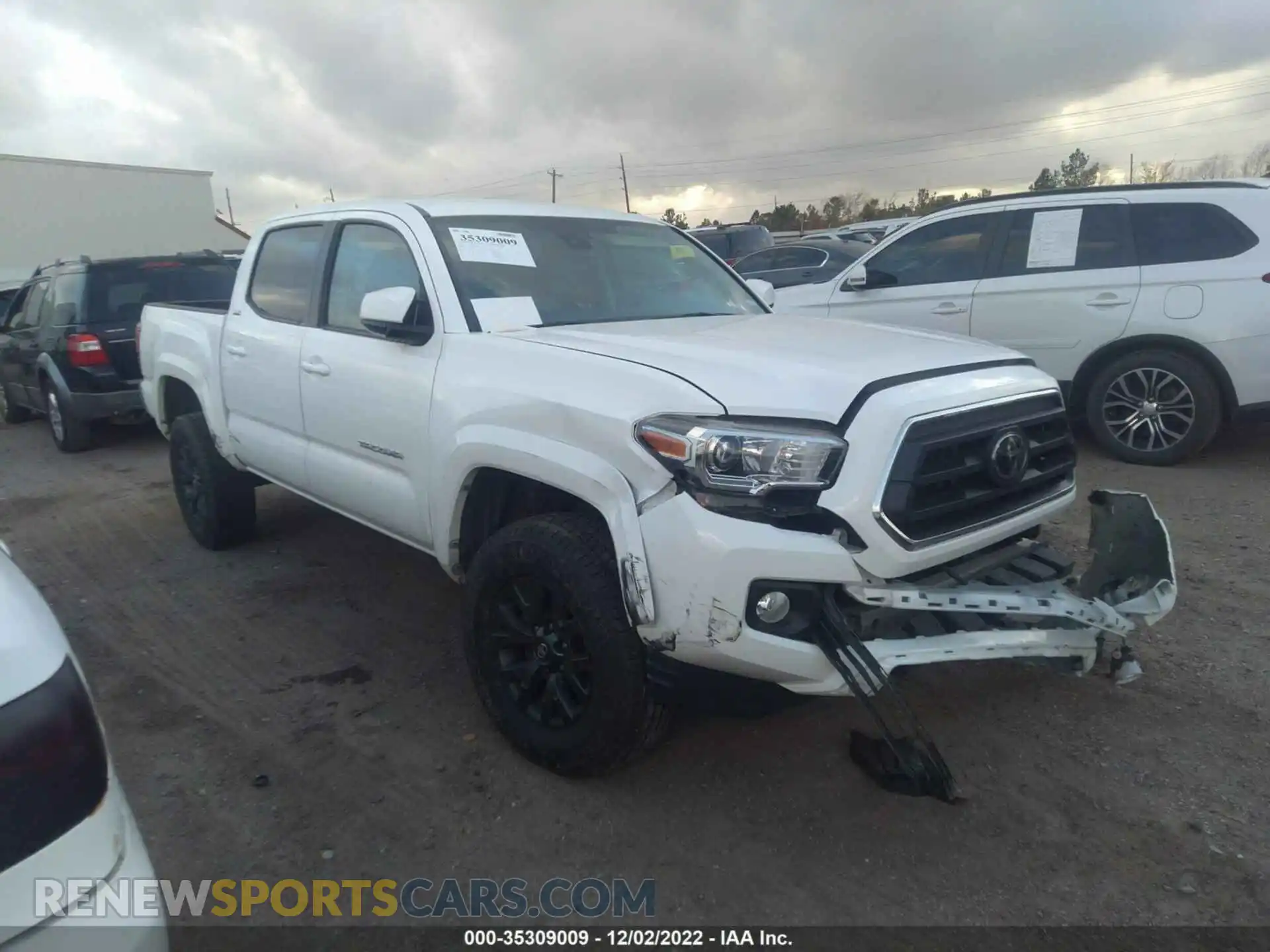 1 Фотография поврежденного автомобиля 5TFCZ5AN5MX268811 TOYOTA TACOMA 4WD 2021