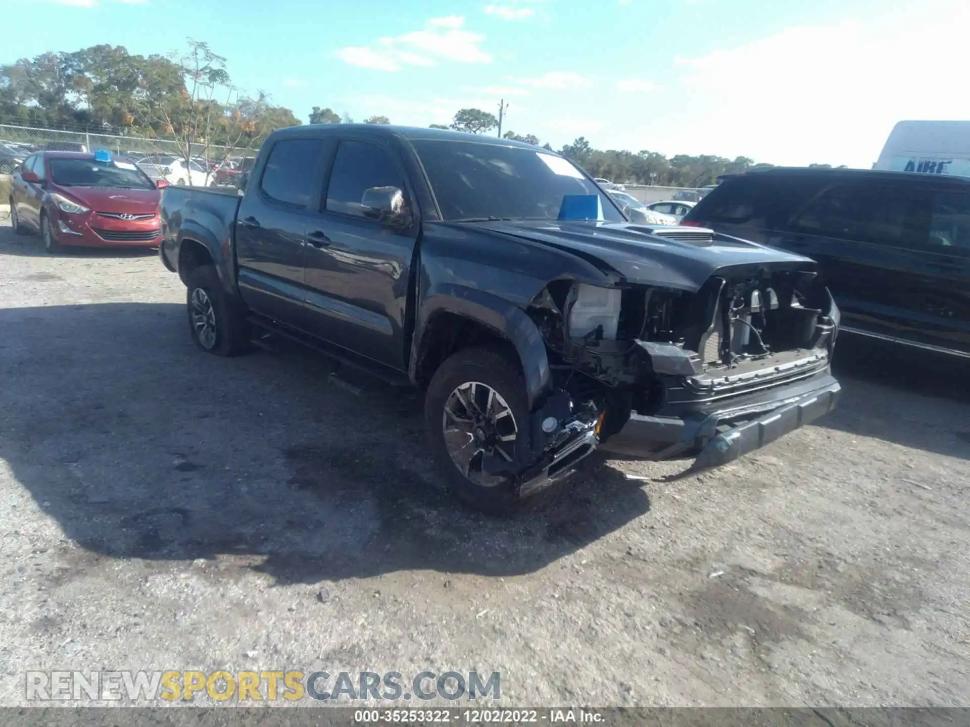 1 Photograph of a damaged car 3TMCZ5AN2NM463434 TOYOTA TACOMA 4WD 2022