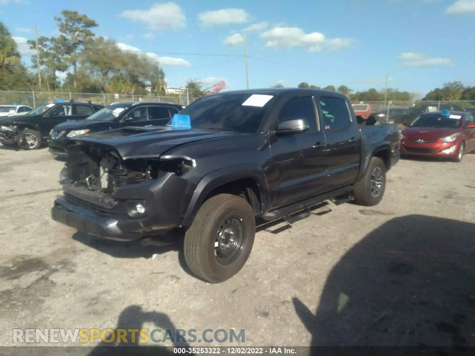 2 Photograph of a damaged car 3TMCZ5AN2NM463434 TOYOTA TACOMA 4WD 2022