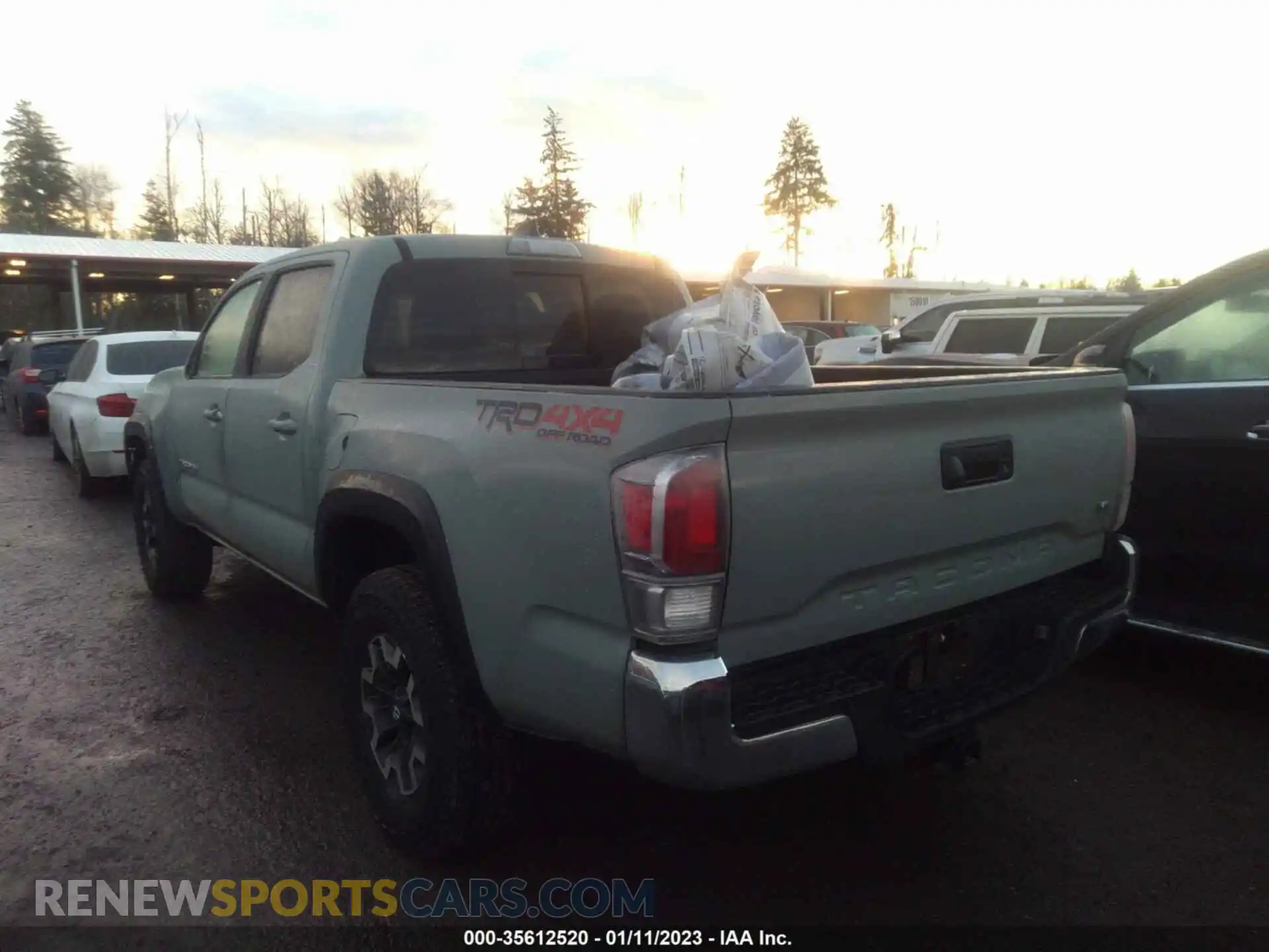 3 Photograph of a damaged car 3TMCZ5AN6NM505216 TOYOTA TACOMA 4WD 2022