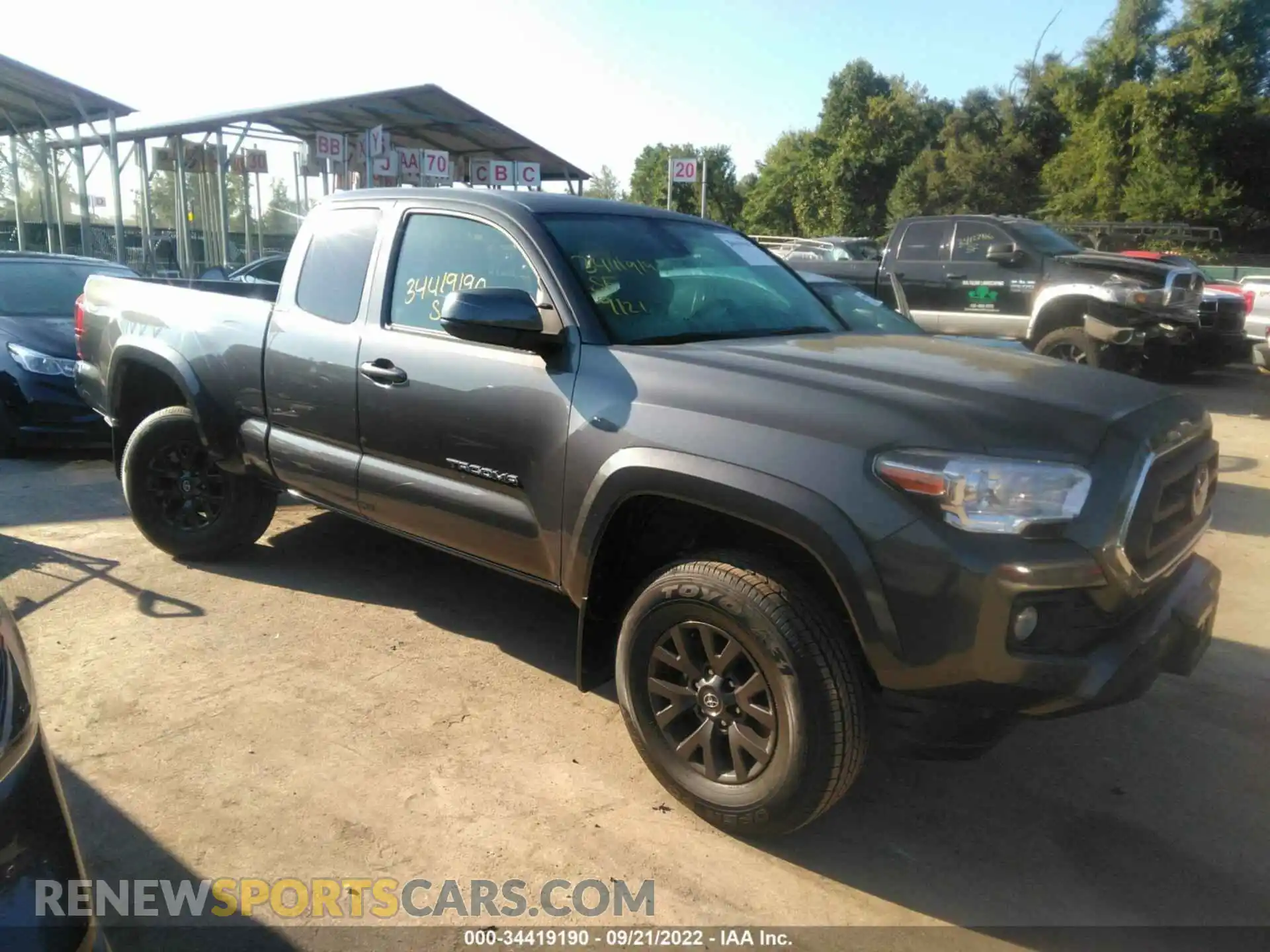 1 Photograph of a damaged car 3TYSX5EN3NT016594 TOYOTA TACOMA 4WD 2022