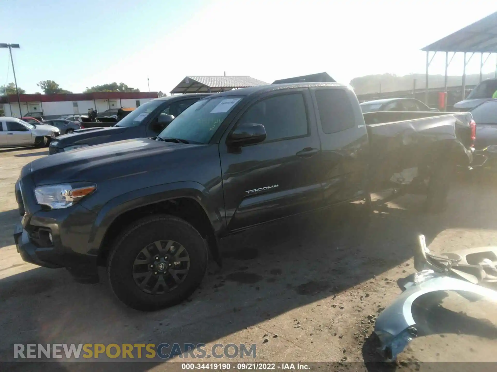 2 Photograph of a damaged car 3TYSX5EN3NT016594 TOYOTA TACOMA 4WD 2022