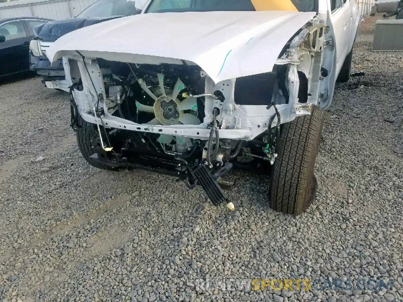 9 Photograph of a damaged car 3TMBZ5DN9KM018367 TOYOTA TACOMA DOU 2019