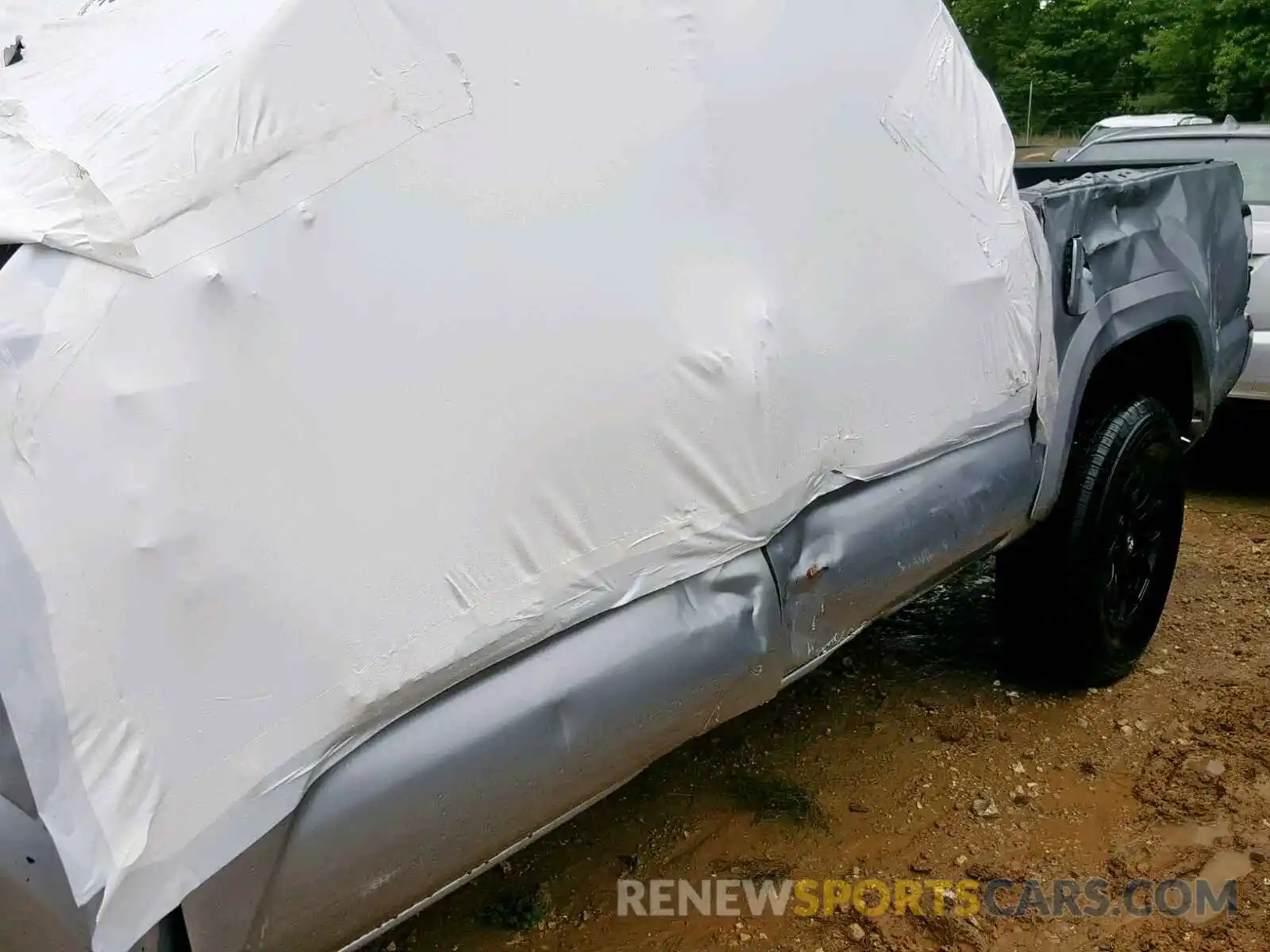 10 Photograph of a damaged car 3TMC25AN9KM250783 TOYOTA TACOMA DOU 2019