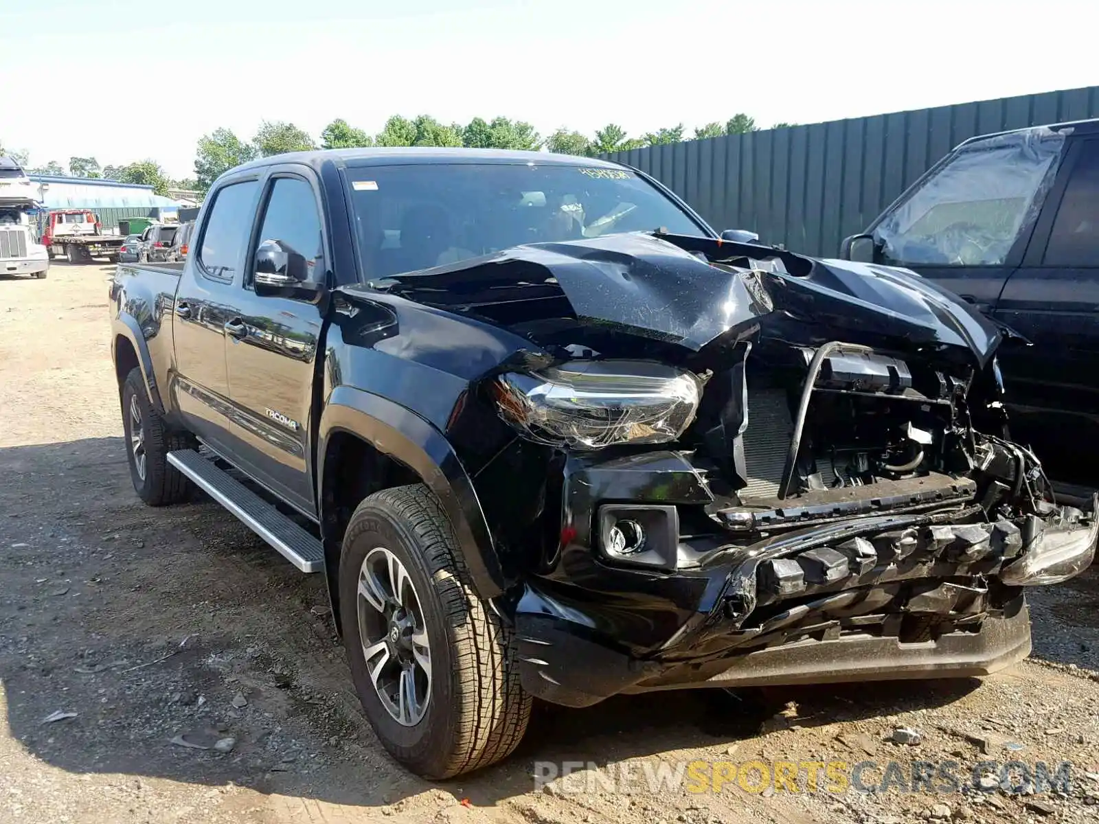 3 Photograph of a damaged car 3TMDZ5BN1KM055845 TOYOTA TACOMA DOU 2019