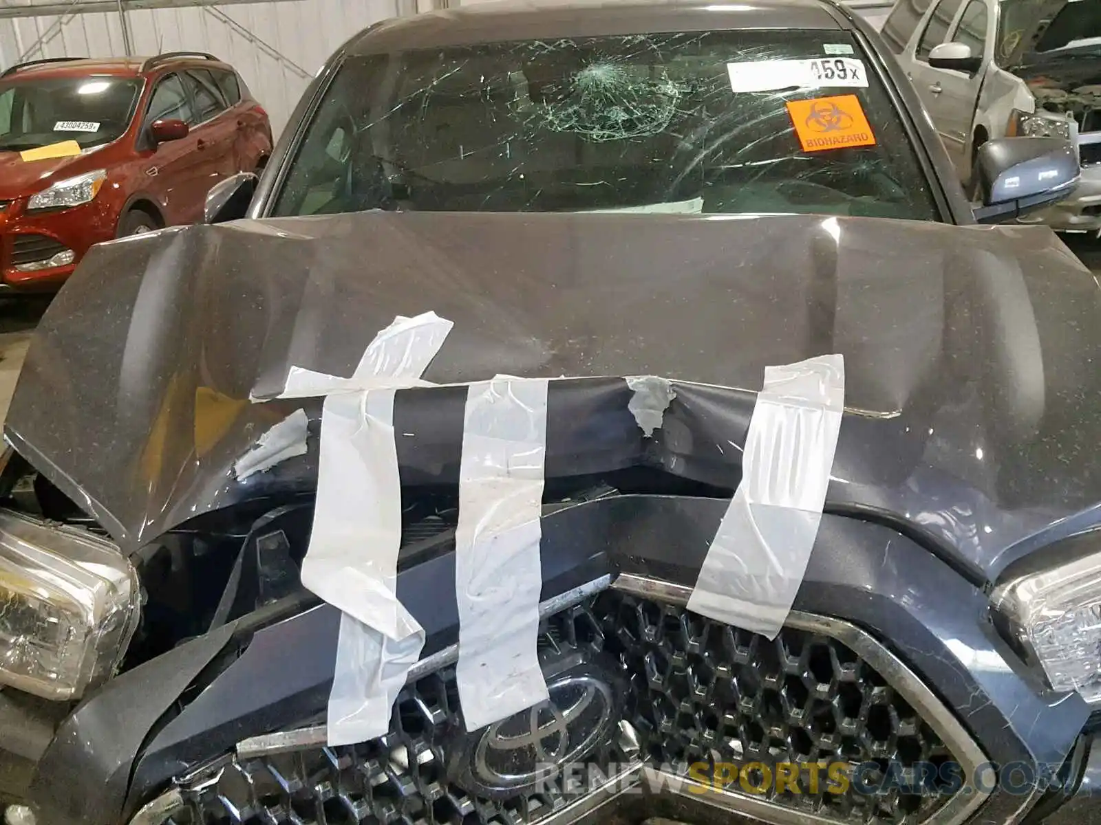 7 Photograph of a damaged car 5TFCZ5ANXKX180396 TOYOTA TACOMA DOU 2019