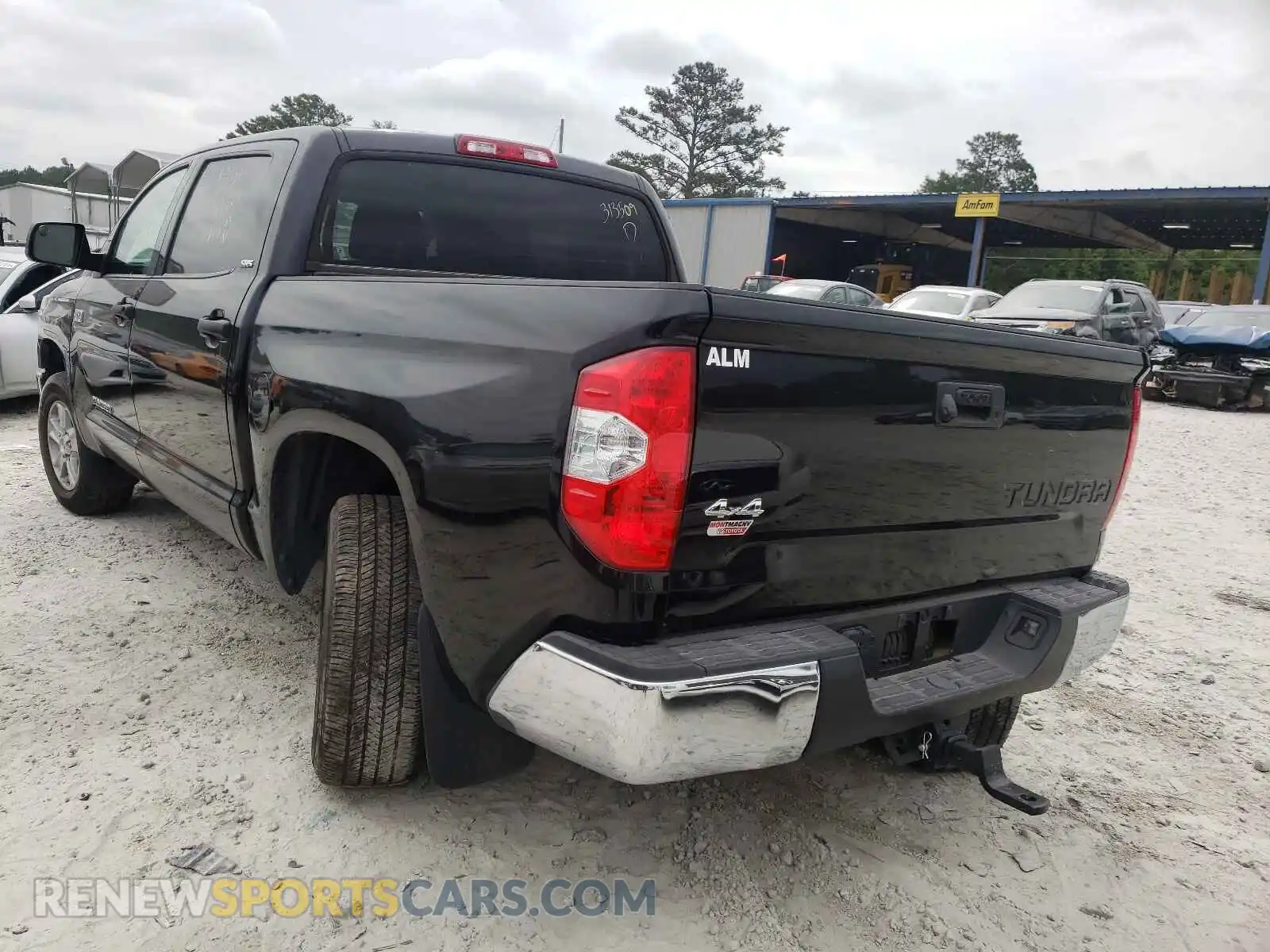 3 fotografías del automóvil dañado 5TFDY5F11KX801750 TOYOTA TUNDRA 2019