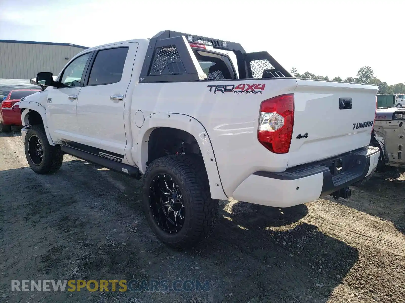 3 Фотография поврежденного автомобиля 5TFAY5F10LX917378 TOYOTA TUNDRA 2020