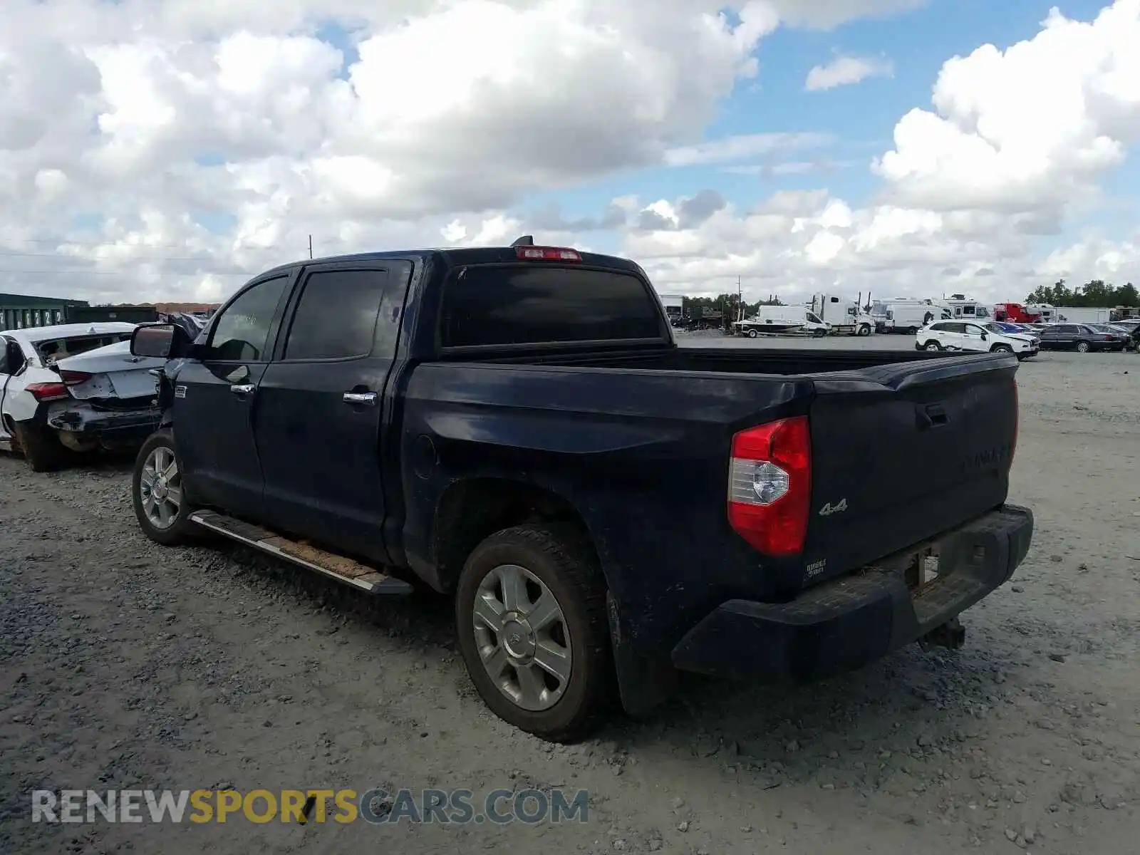 3 Фотография поврежденного автомобиля 5TFAY5F1XLX904167 TOYOTA TUNDRA 2020
