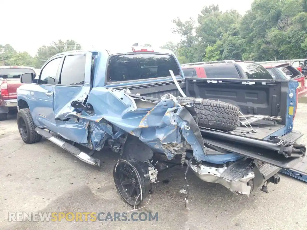 3 Photograph of a damaged car 5TFHY5F1XMX981489 TOYOTA TUNDRA 2021