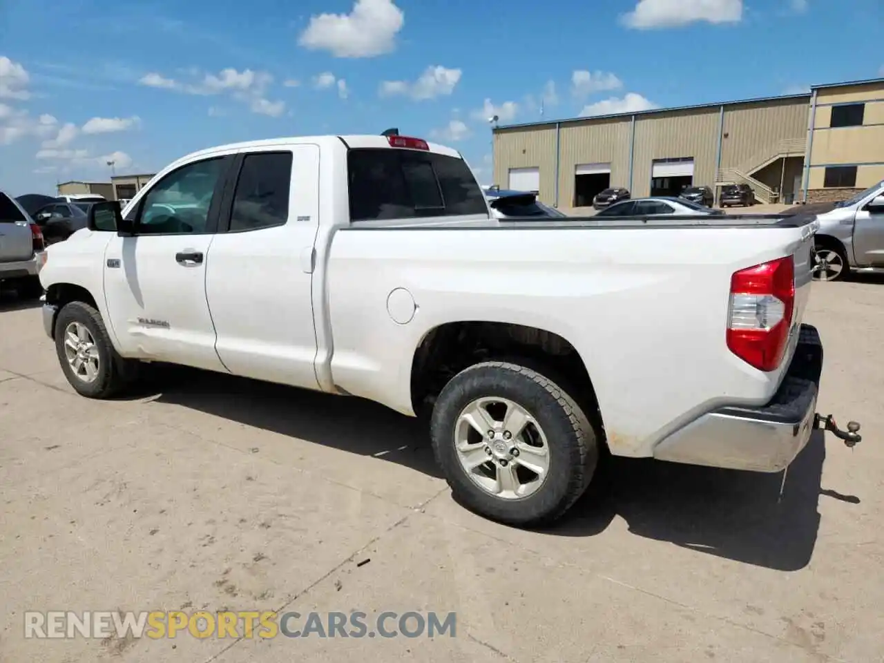 2 Photograph of a damaged car 5TFUY5F18MX050245 TOYOTA TUNDRA 2021