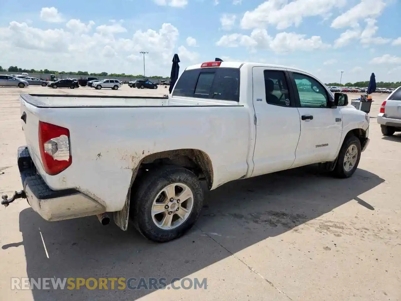 3 Photograph of a damaged car 5TFUY5F18MX050245 TOYOTA TUNDRA 2021