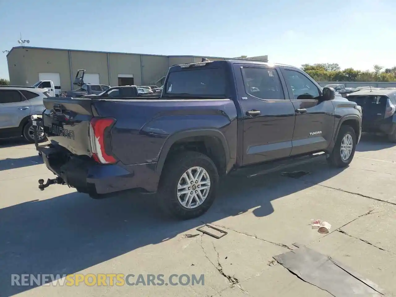 3 Фотография поврежденного автомобиля 5TFLA5DB0NX013932 TOYOTA TUNDRA 2022