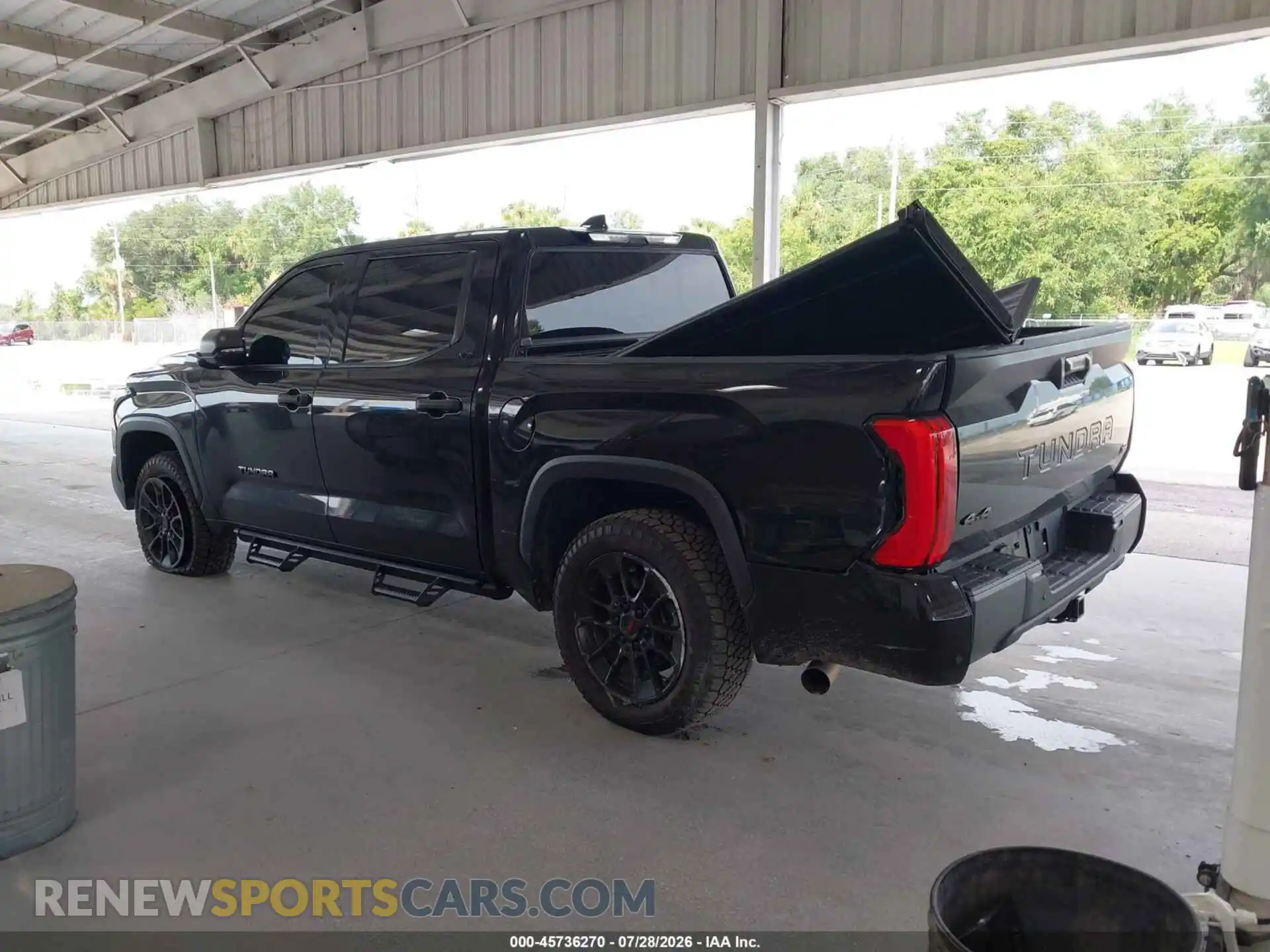 3 Photograph of a damaged car 5TFLA5DB4NX039367 TOYOTA TUNDRA 2022