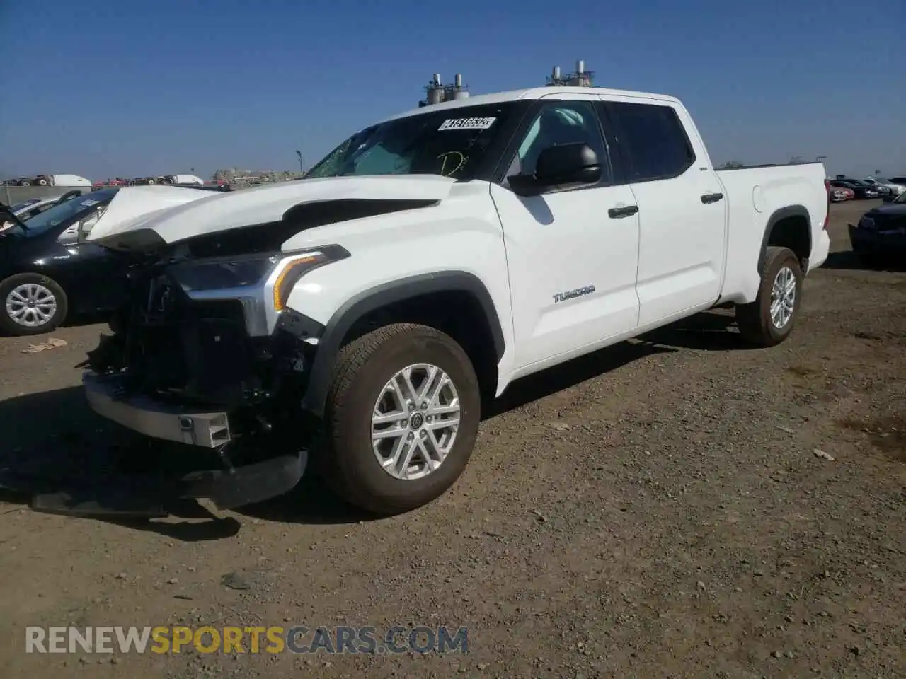 2 Photograph of a damaged car 5TFLA5EC4NX002794 TOYOTA TUNDRA 2022