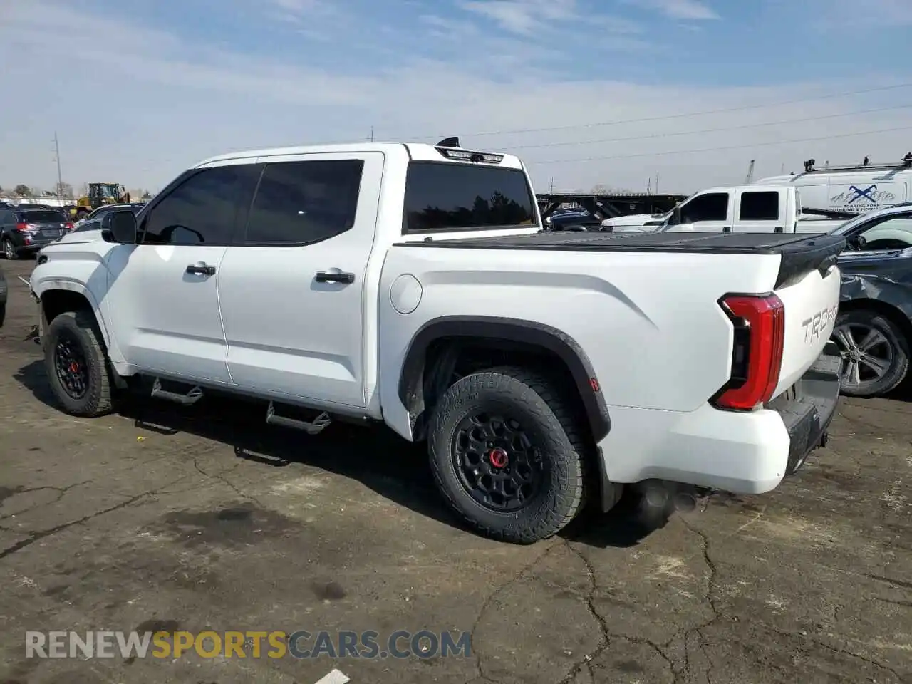 2 Photograph of a damaged car 5TFPC5DBXNX002089 TOYOTA TUNDRA 2022
