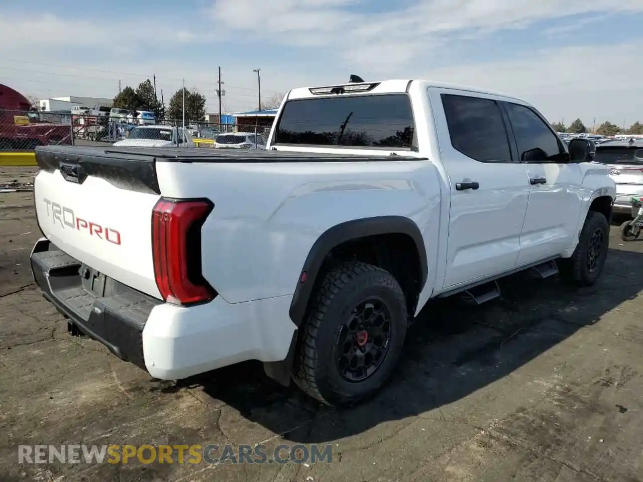3 Photograph of a damaged car 5TFPC5DBXNX002089 TOYOTA TUNDRA 2022