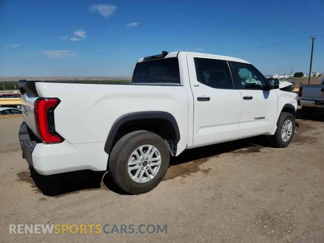 3 Фотография поврежденного автомобиля 5TFLA5DB9RX145724 TOYOTA TUNDRA 2024