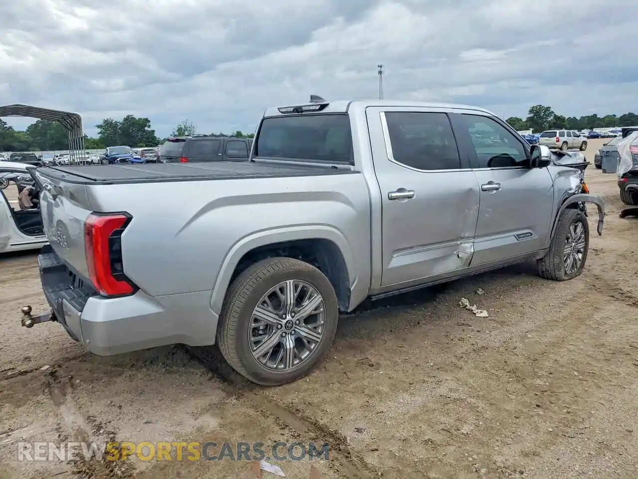 3 fotografías del automóvil dañado 5TFVC5DBXRX080451 TOYOTA TUNDRA 2024